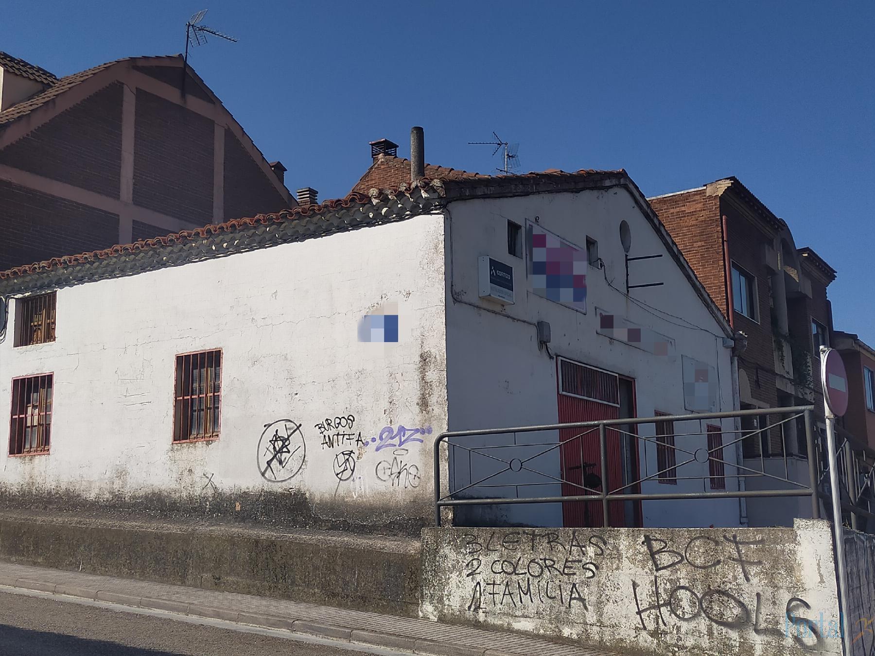 For sale of industrial plant/warehouse in Burgos