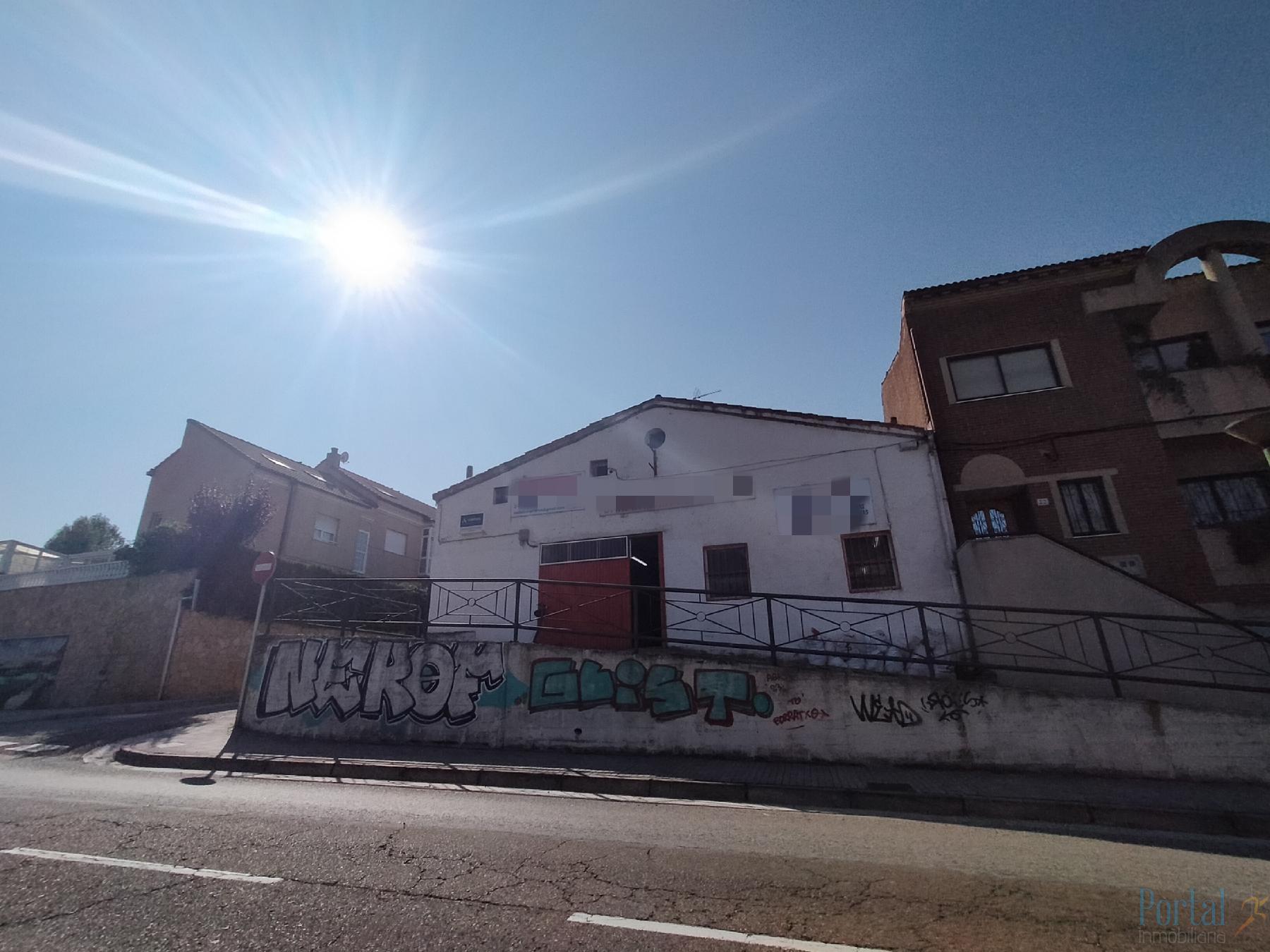 For sale of industrial plant/warehouse in Burgos