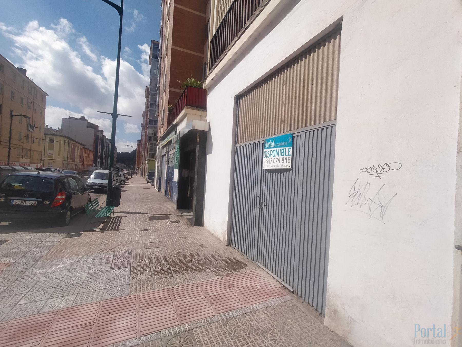 For sale of commercial in Burgos