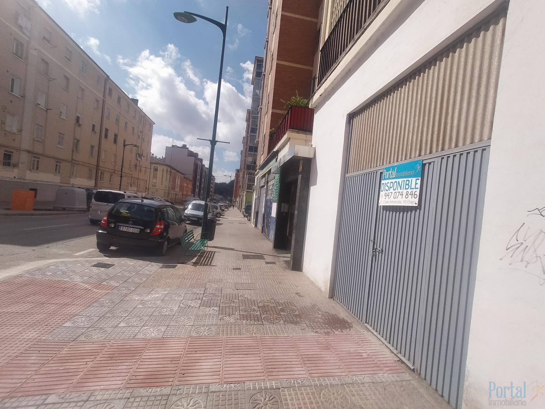 For sale of commercial in Burgos