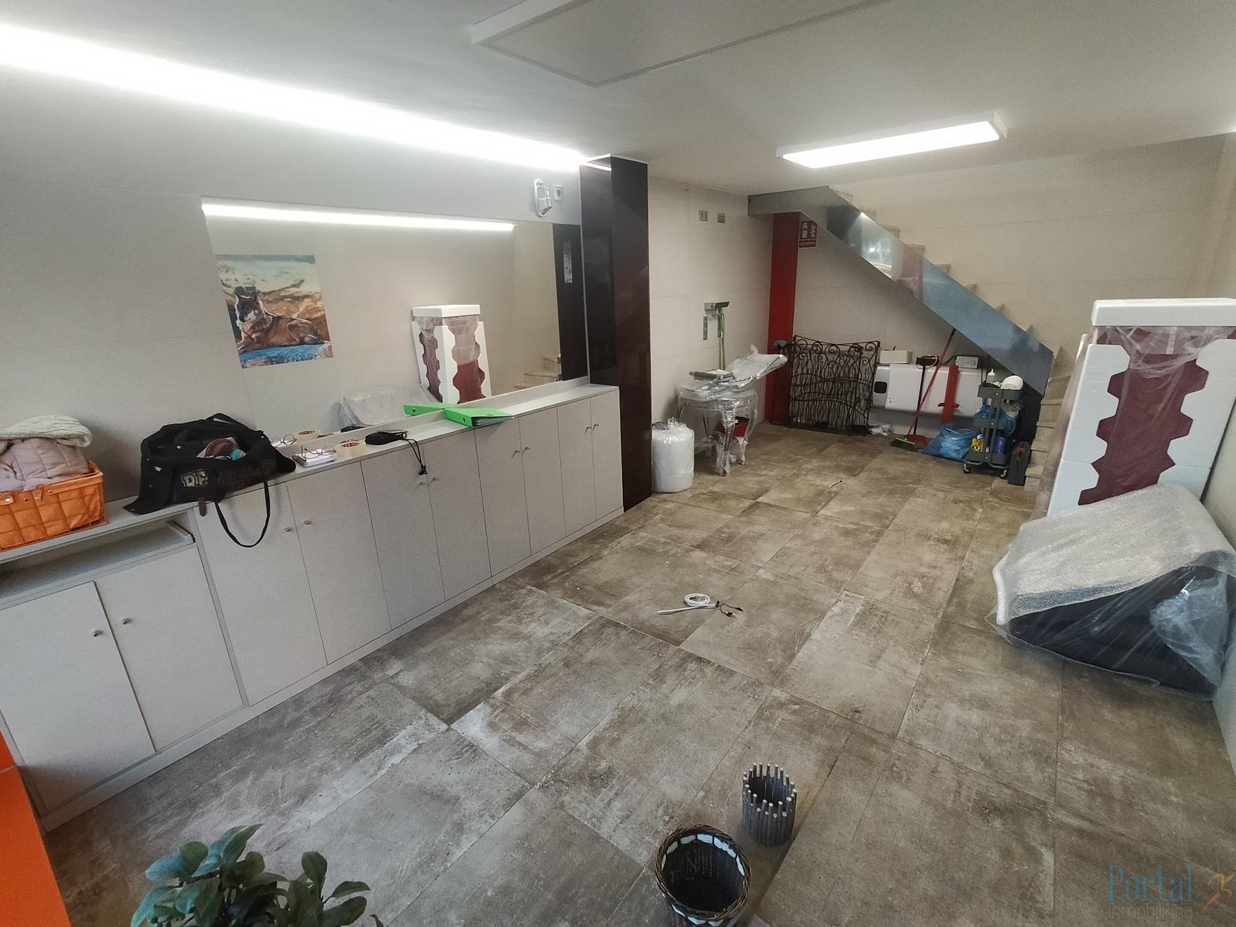 For sale of commercial in Burgos