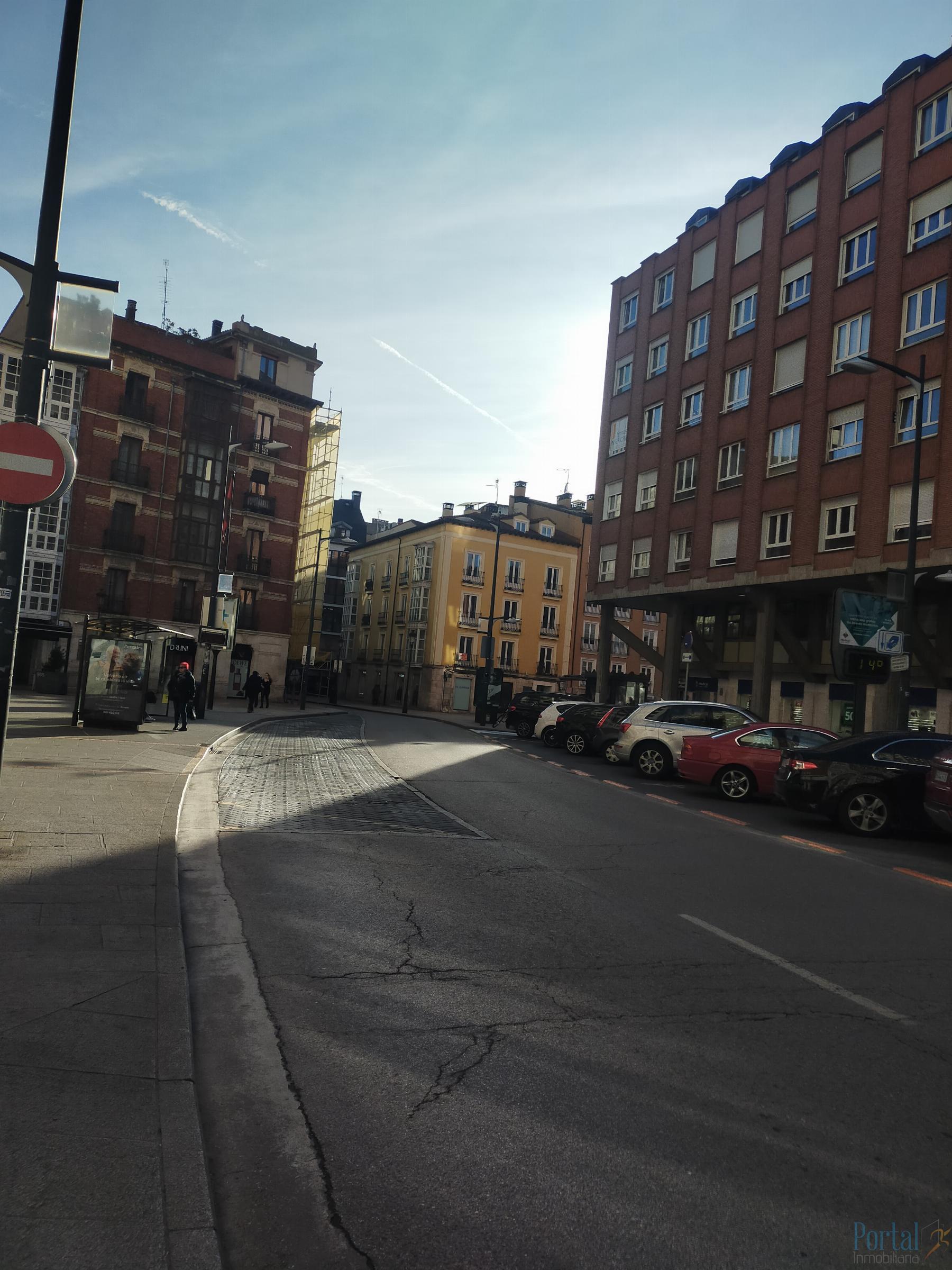 For sale of flat in Burgos