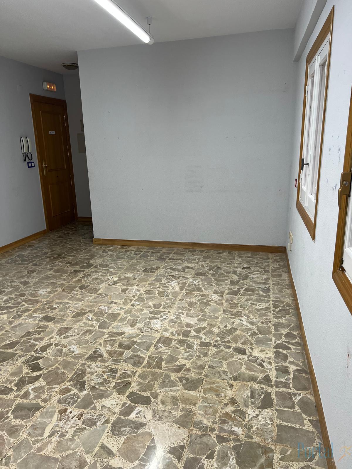 For rent of office in Burgos