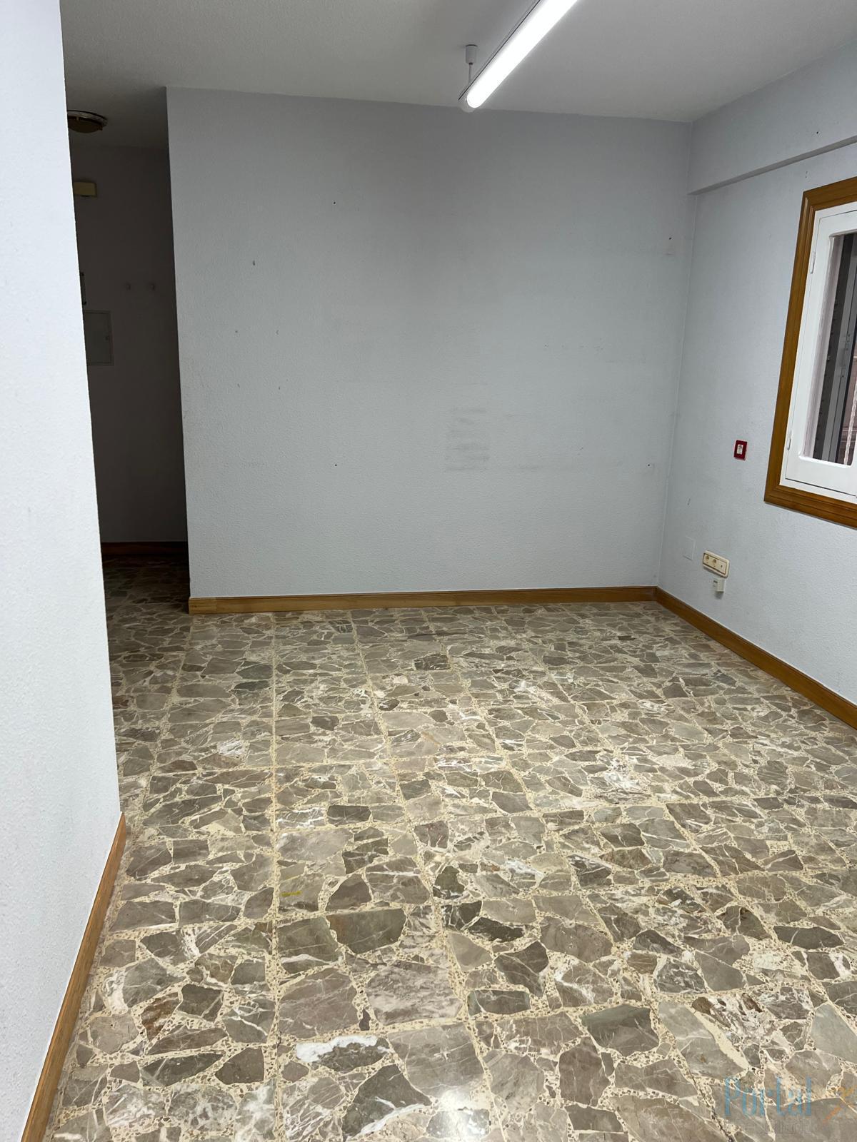For rent of office in Burgos