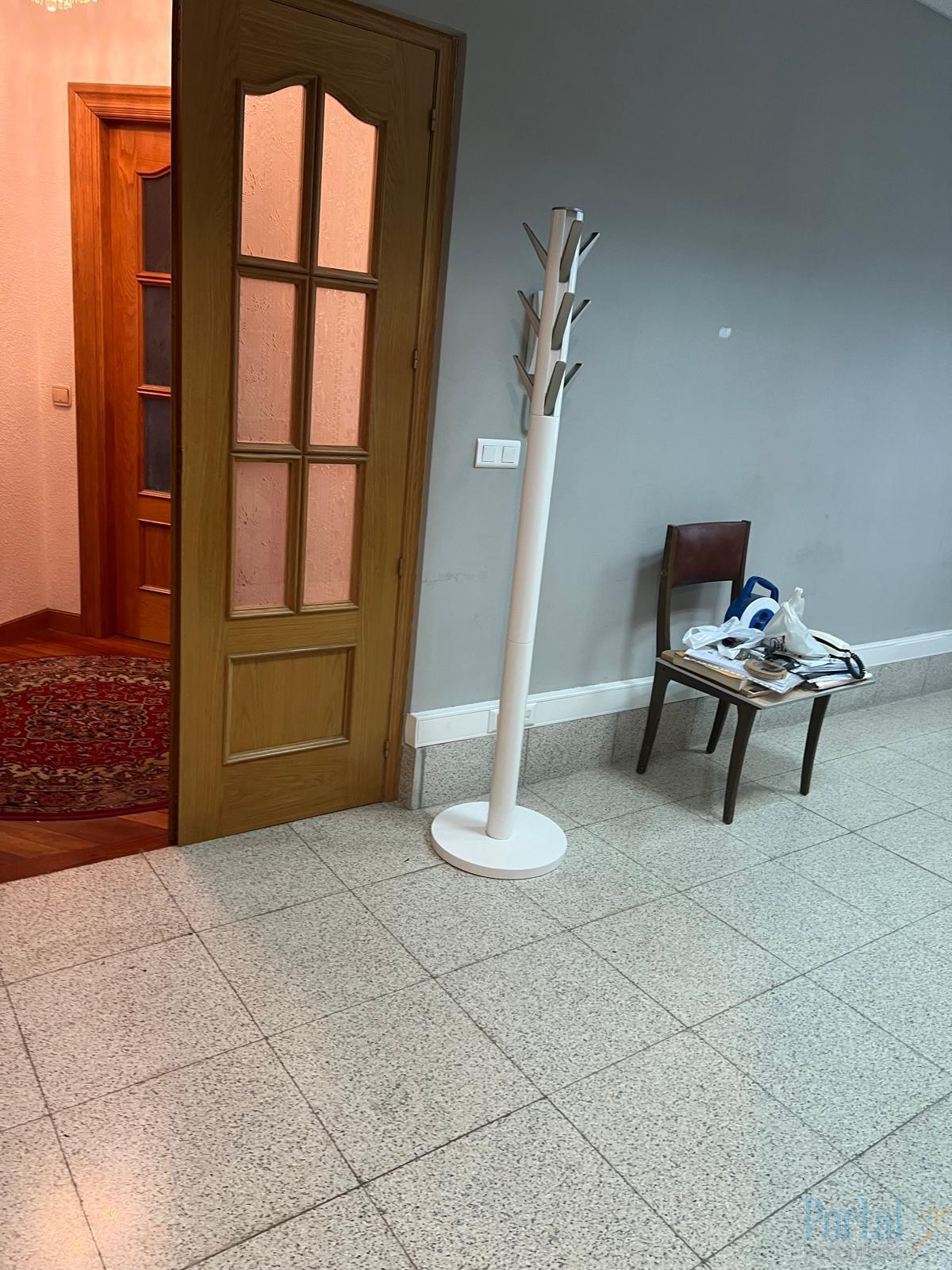 For rent of office in Burgos
