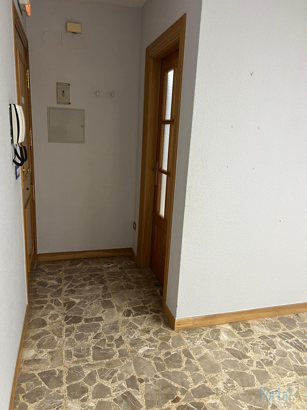 For rent of office in Burgos