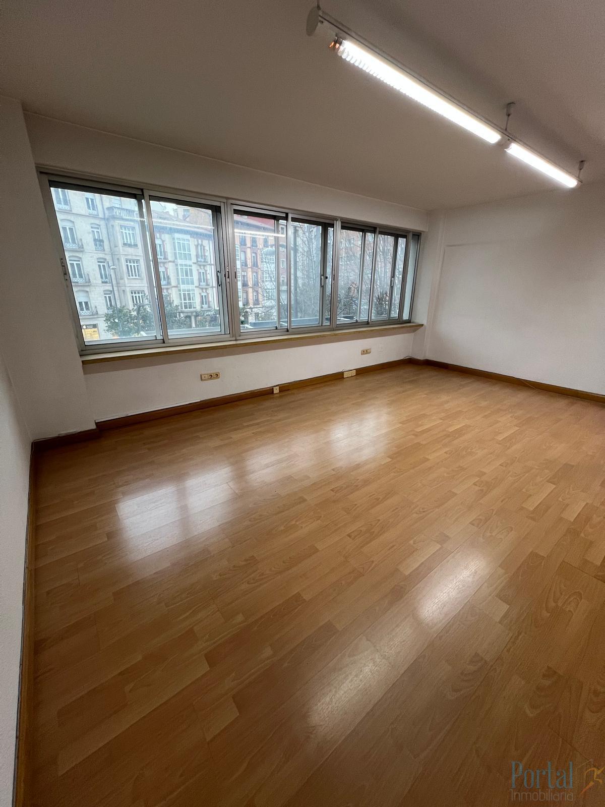 For rent of office in Burgos