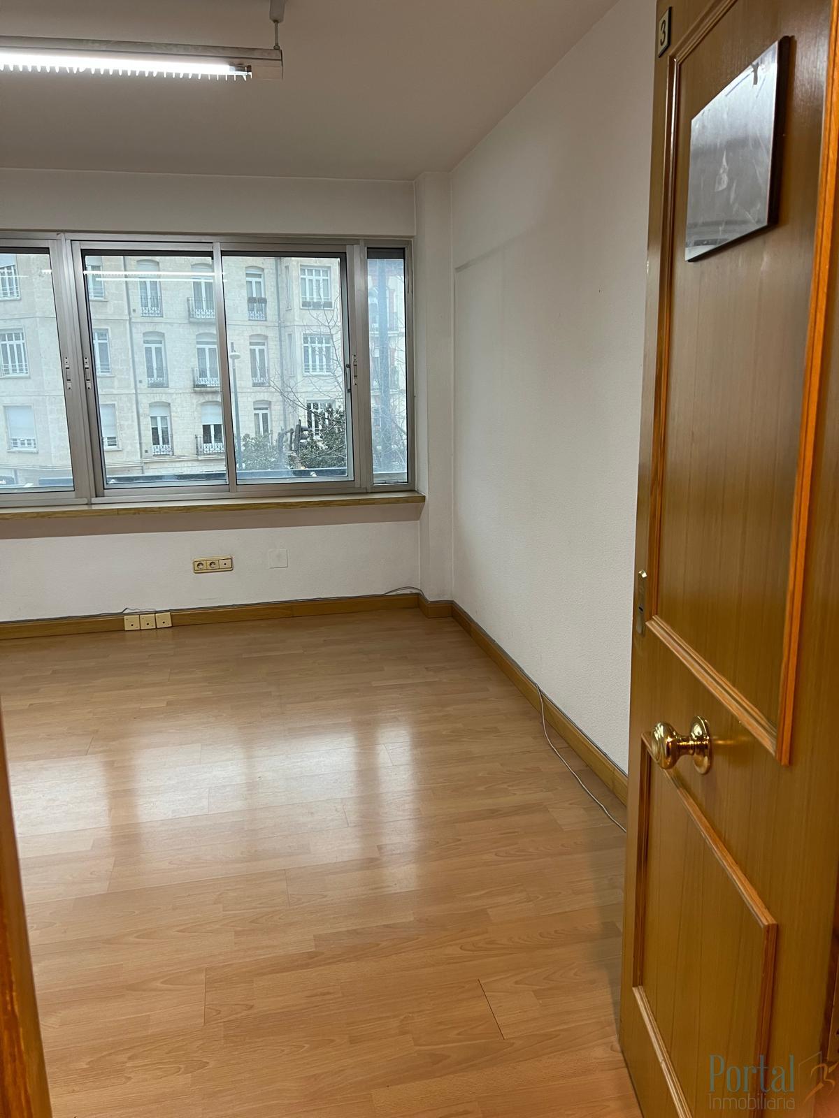 For rent of office in Burgos