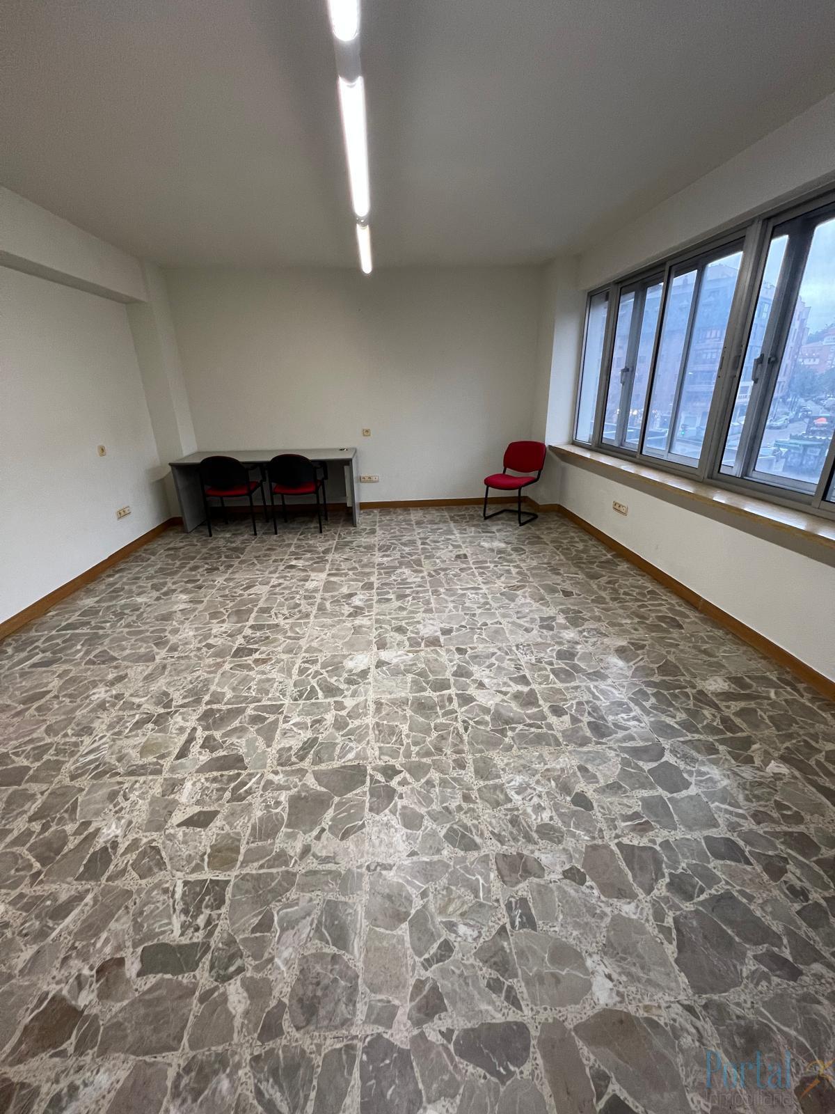 For rent of office in Burgos