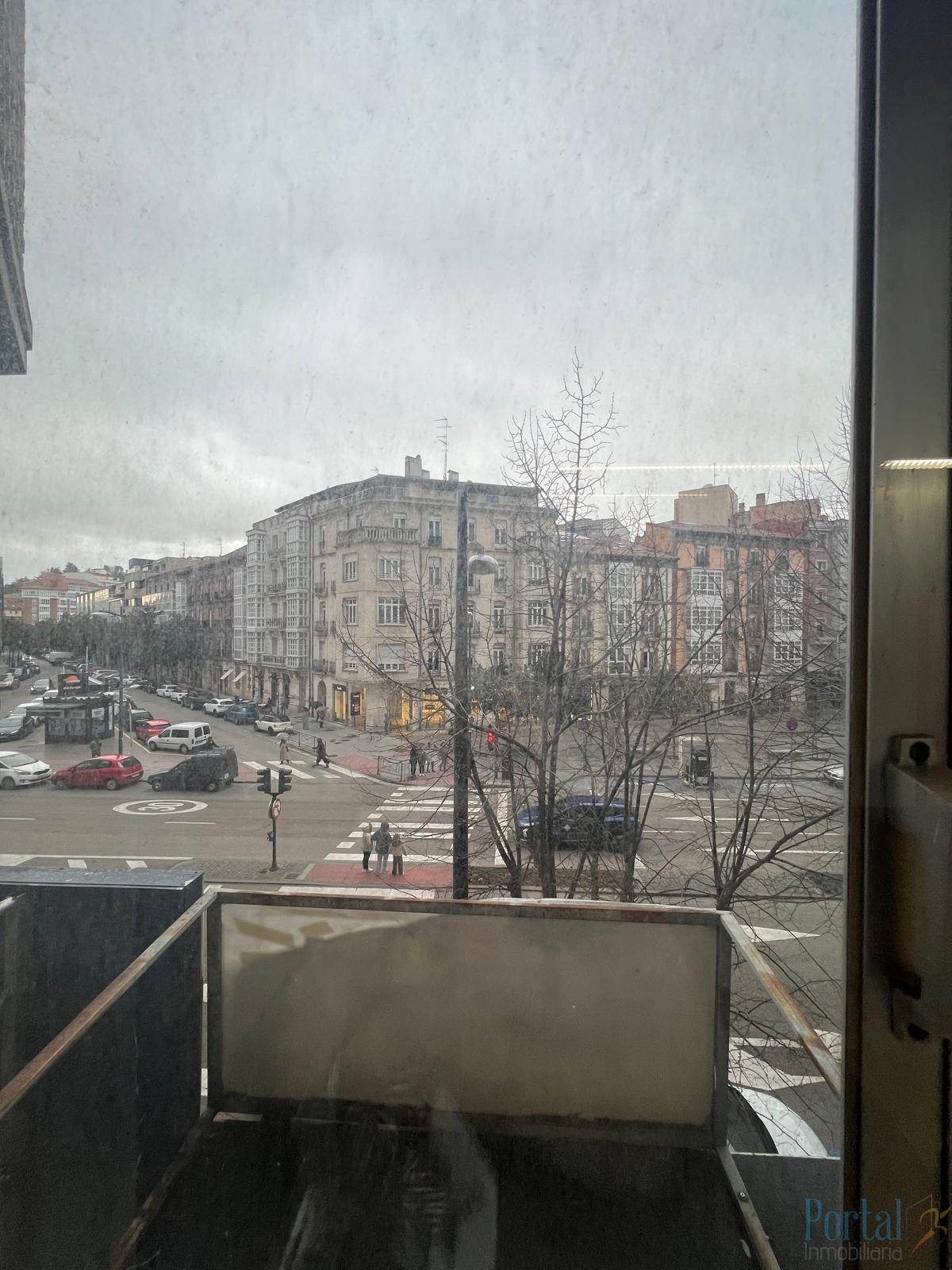 For rent of office in Burgos