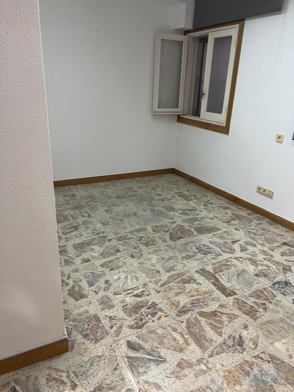 For rent of office in Burgos