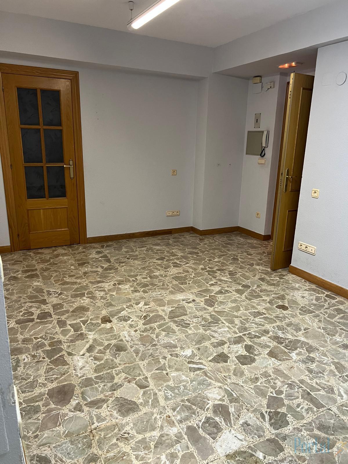 For rent of office in Burgos