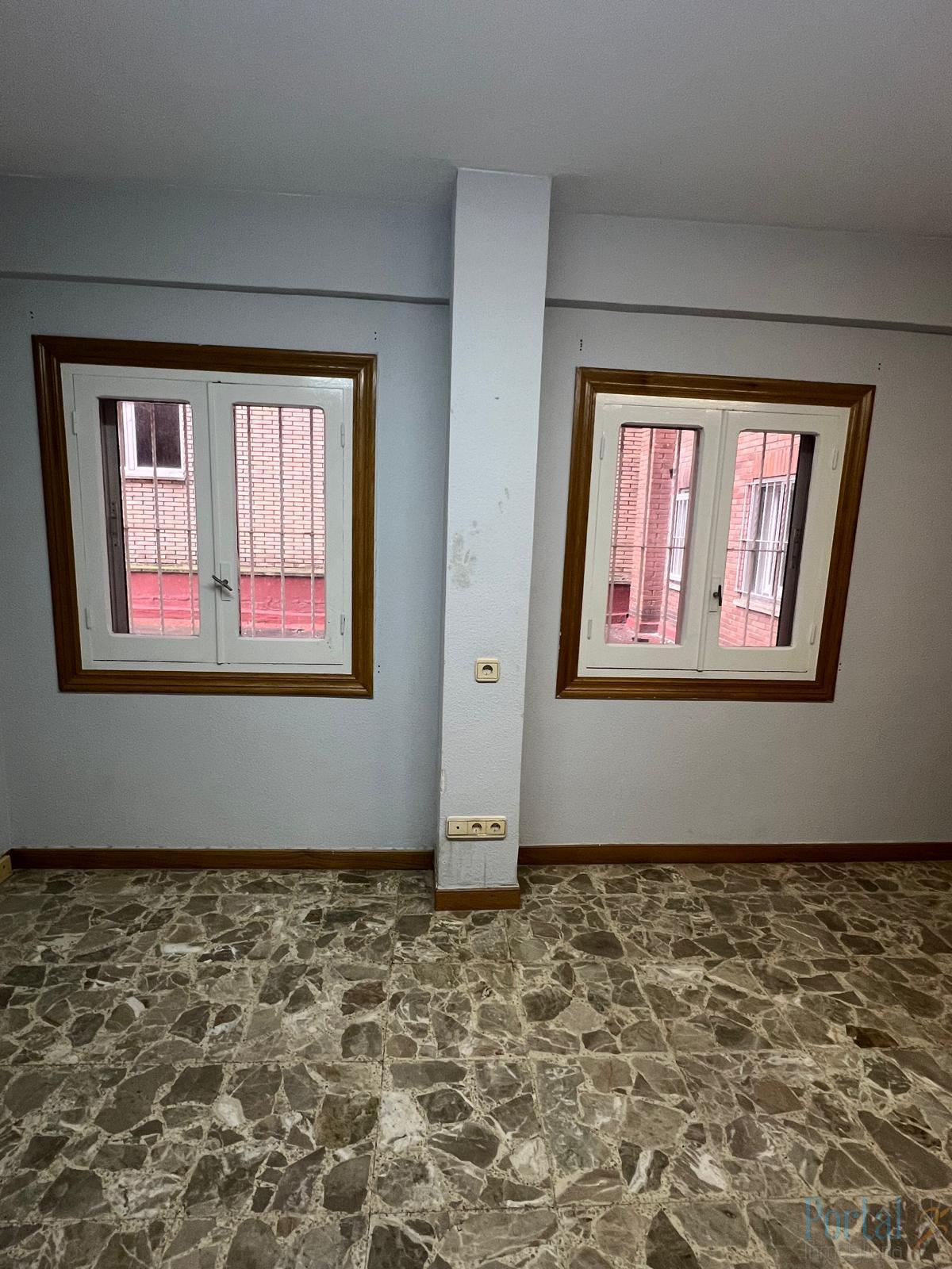 For rent of office in Burgos