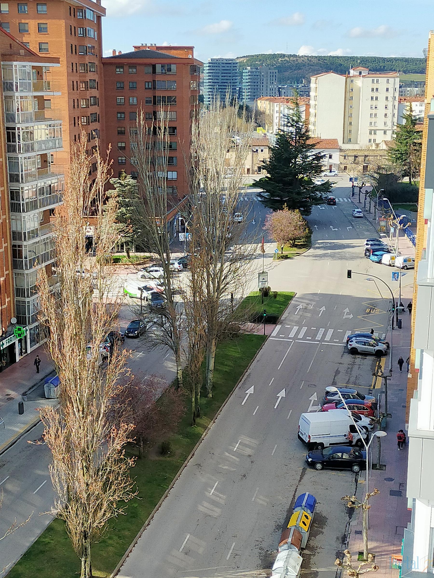 For sale of flat in Burgos