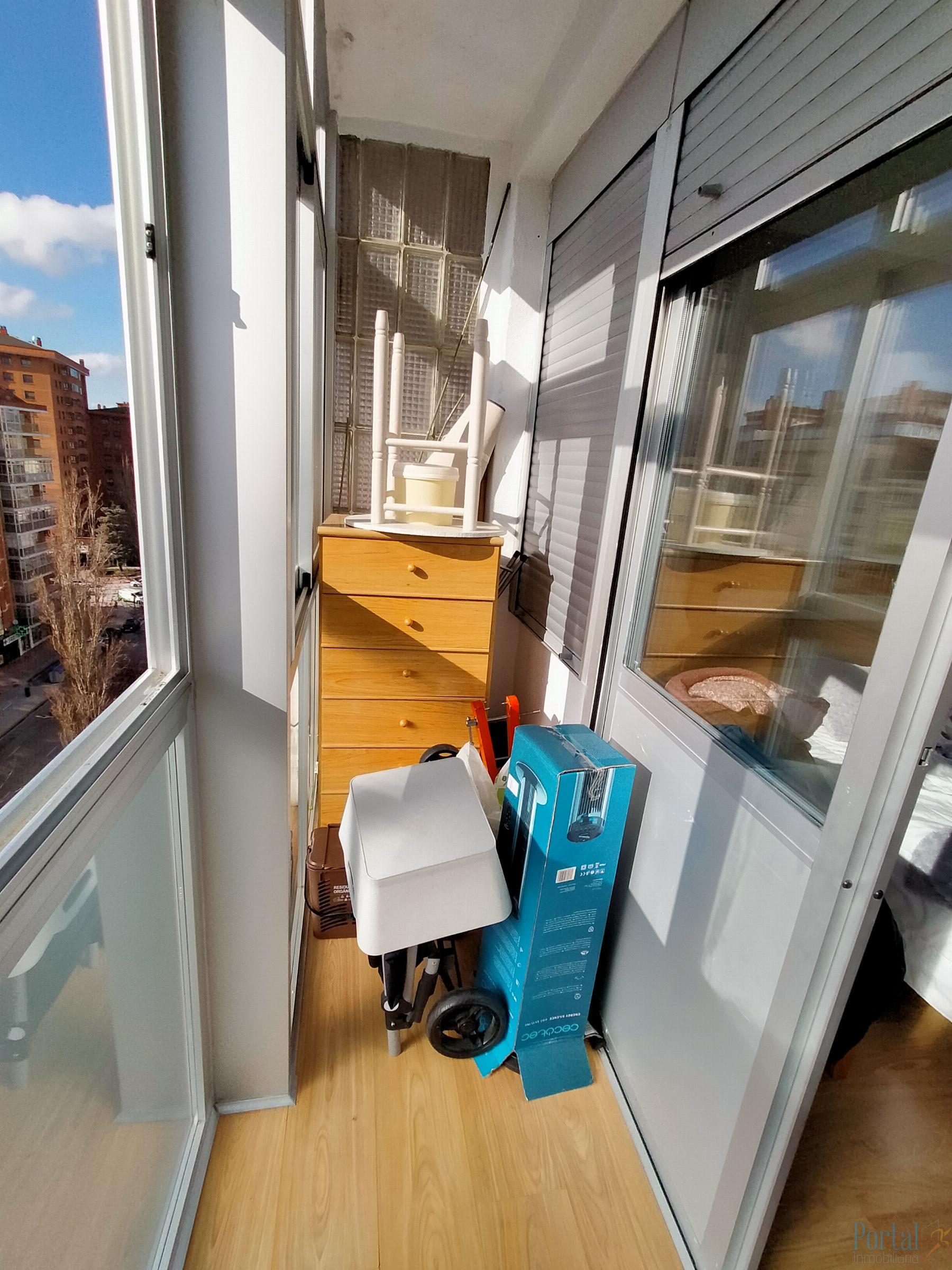 For sale of flat in Burgos