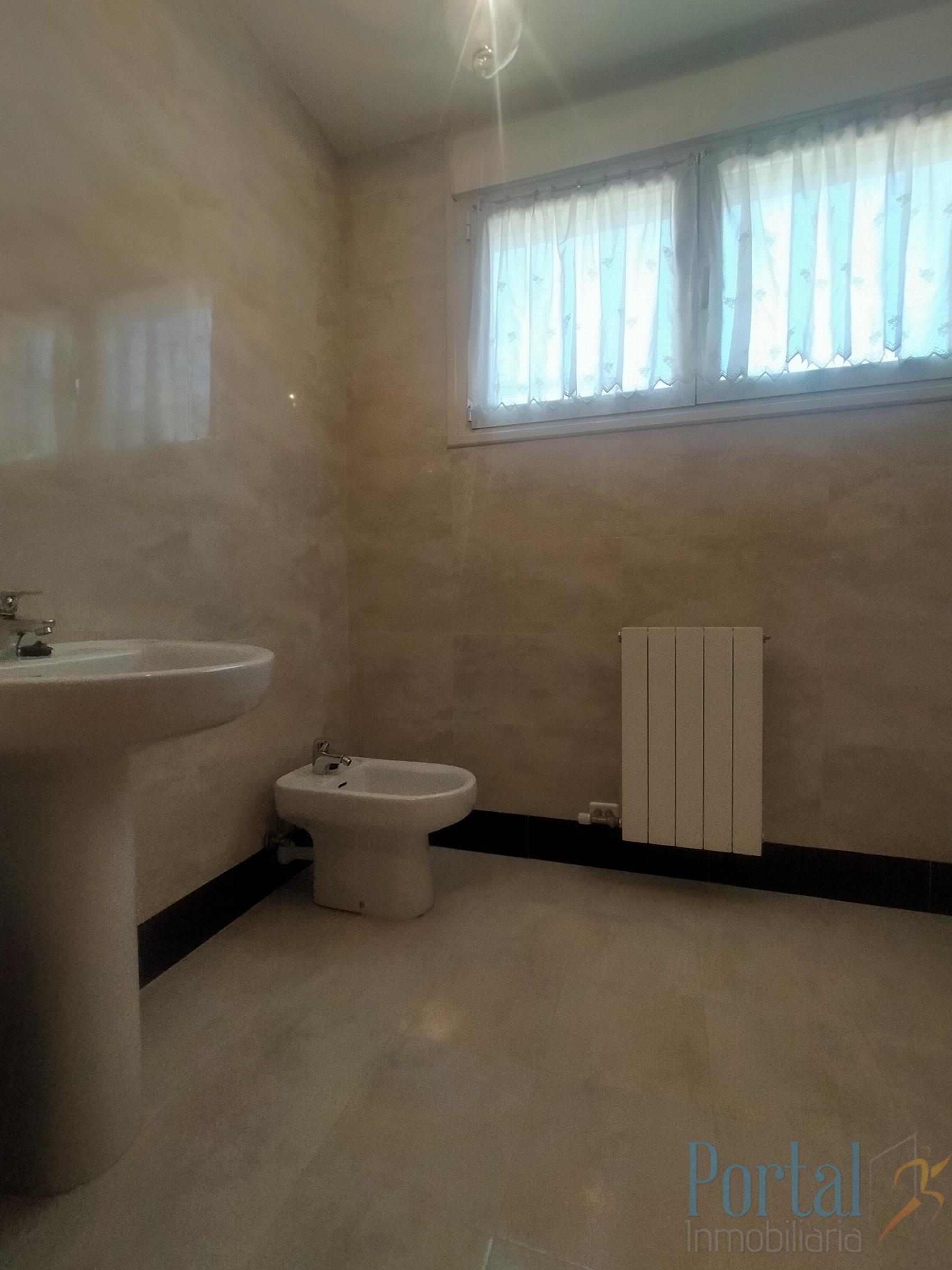 Venta de casa en Burgos