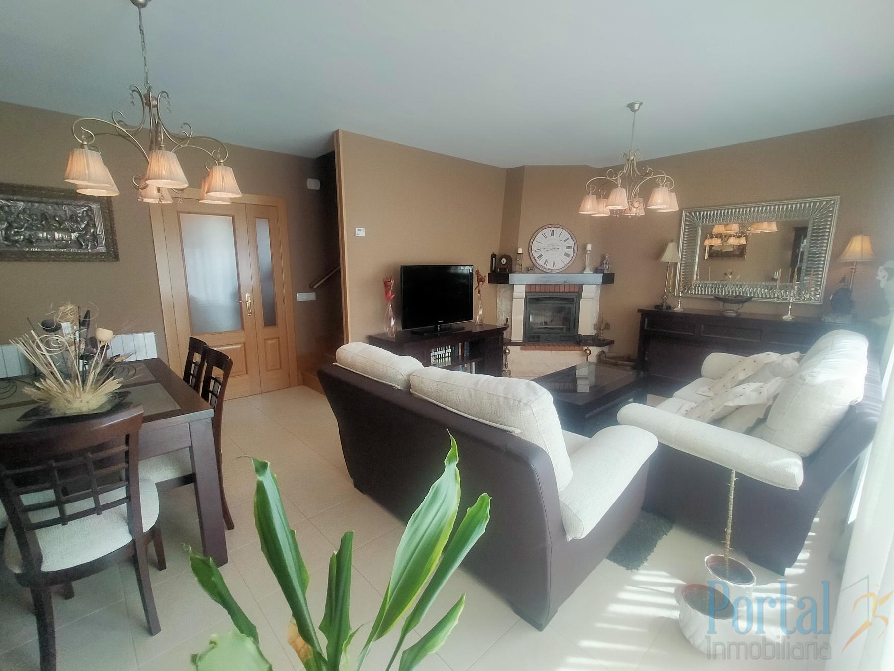 Venta de casa en Burgos