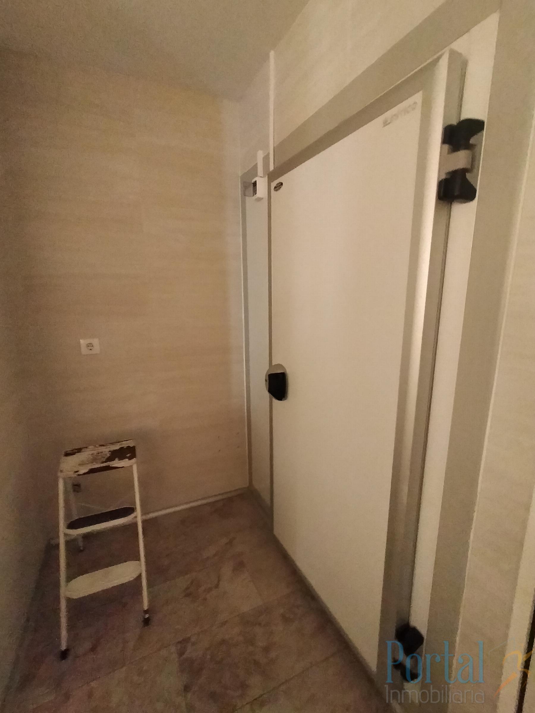 Venta de local en Burgos