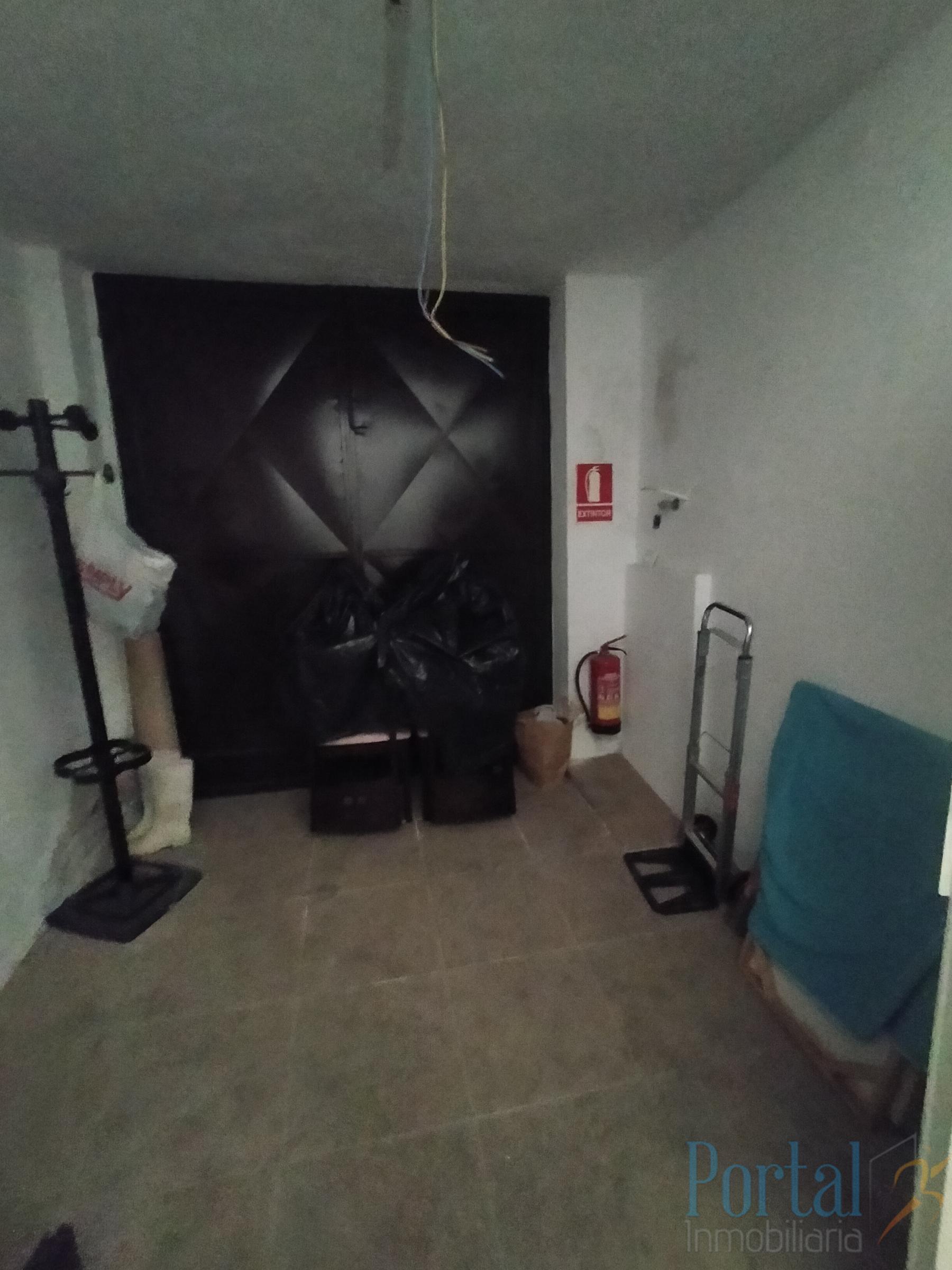Venta de local en Burgos