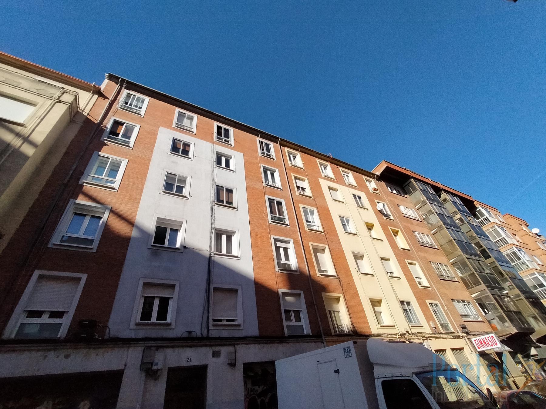 Venta de piso en Burgos