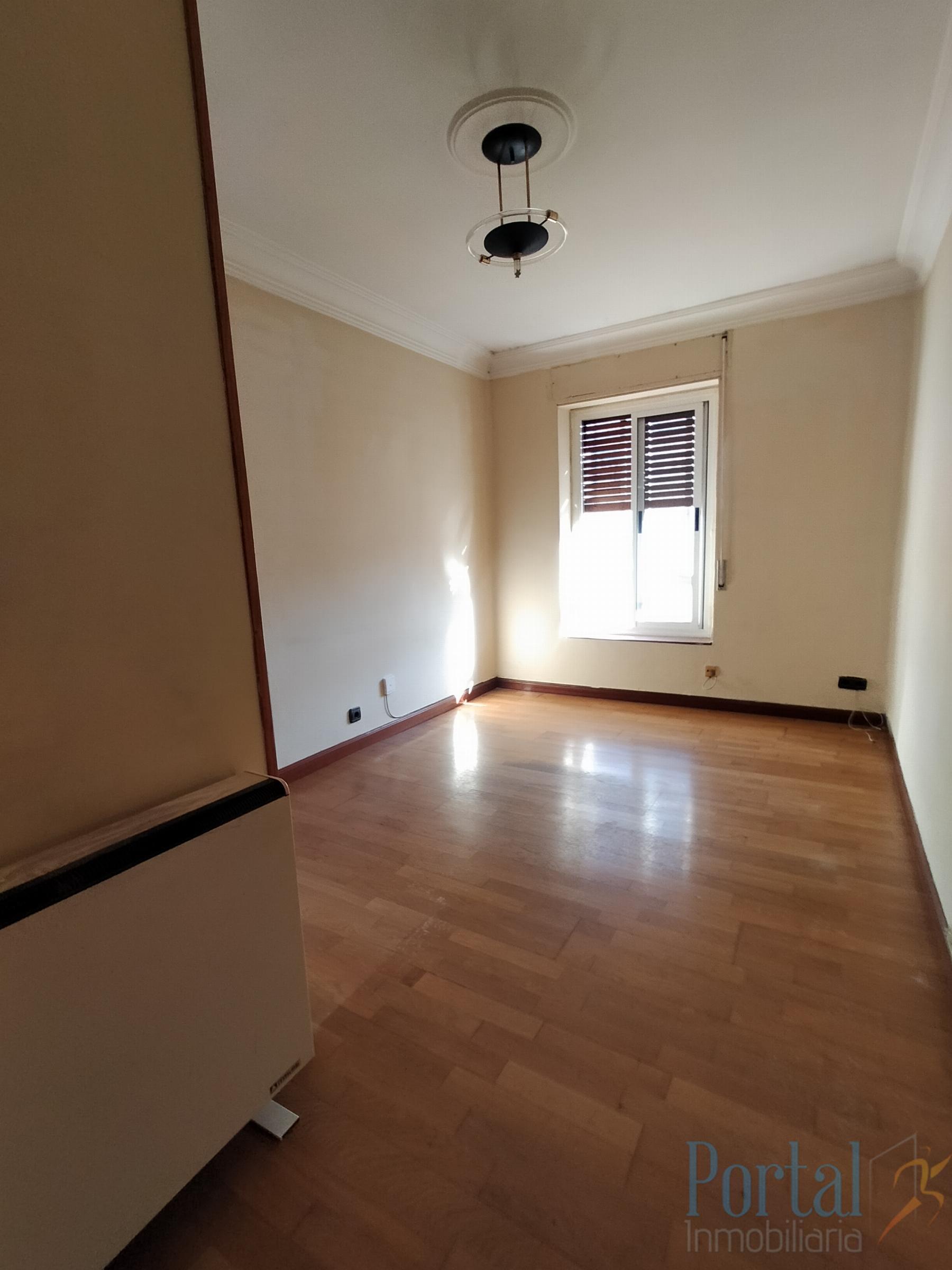Venta de piso en Burgos