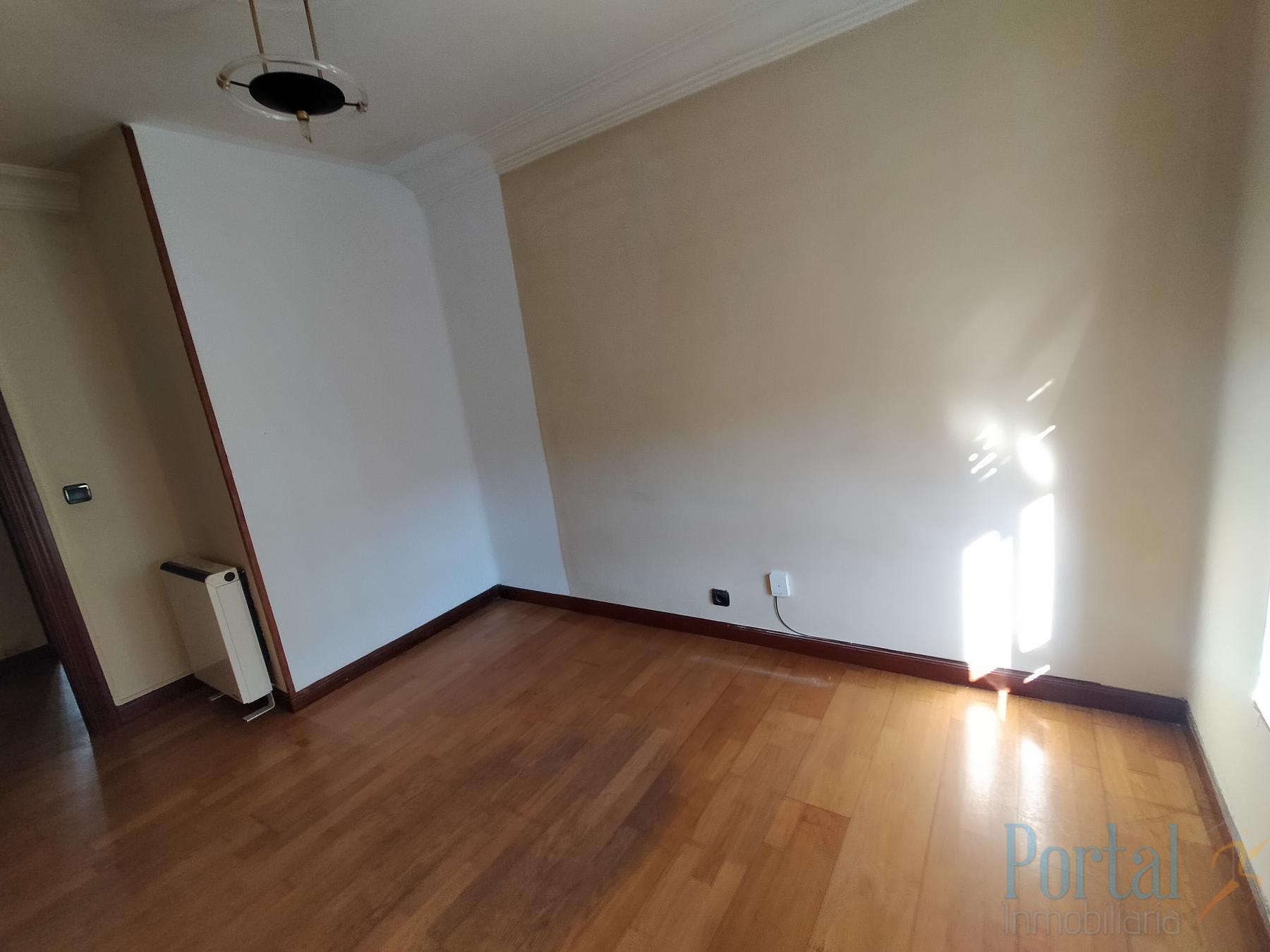 Venta de piso en Burgos