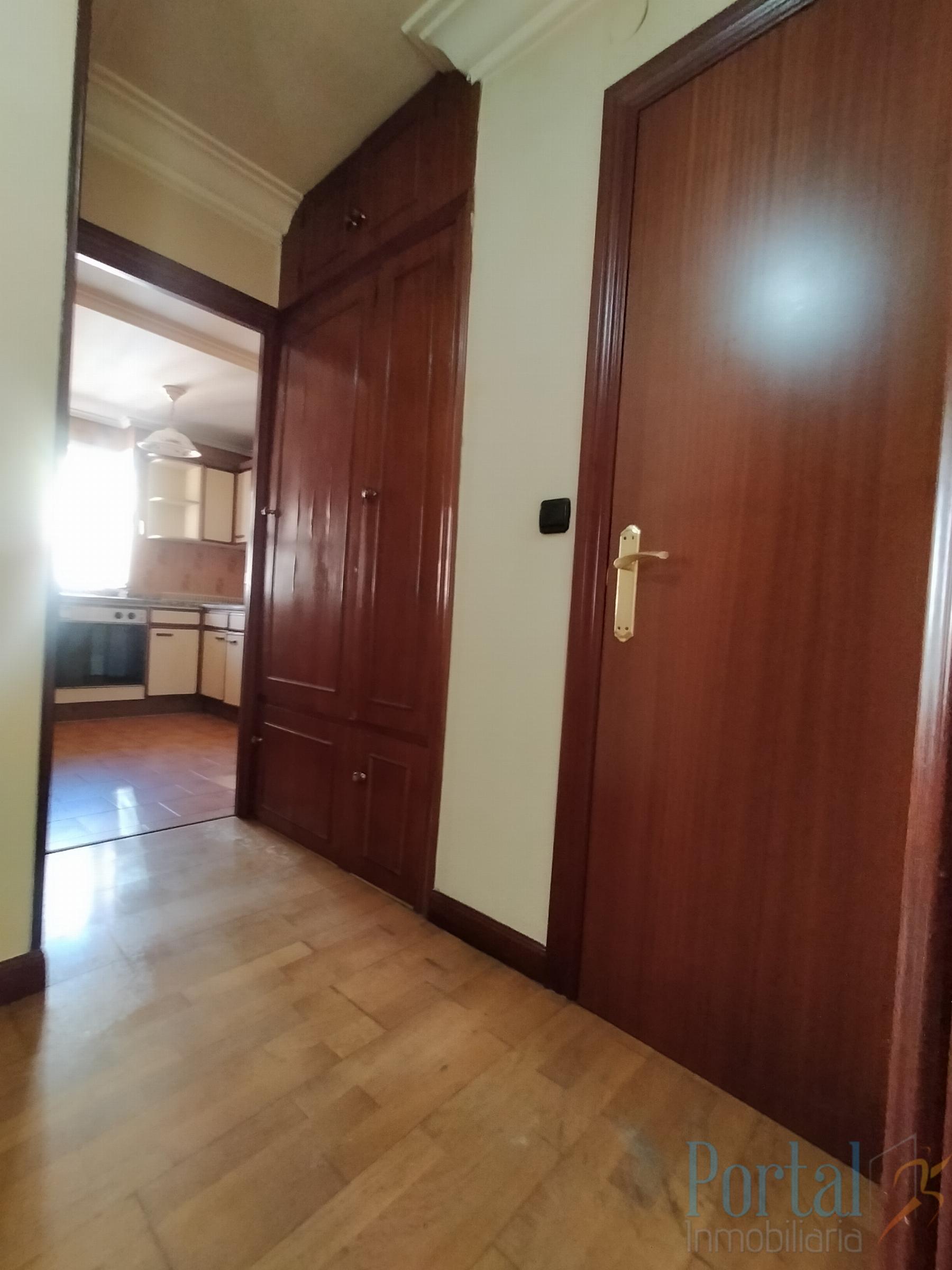 Venta de piso en Burgos
