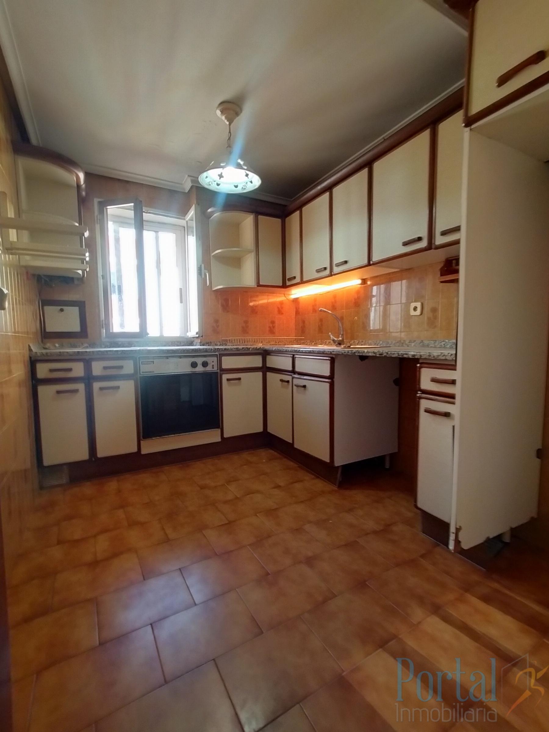 Venta de piso en Burgos