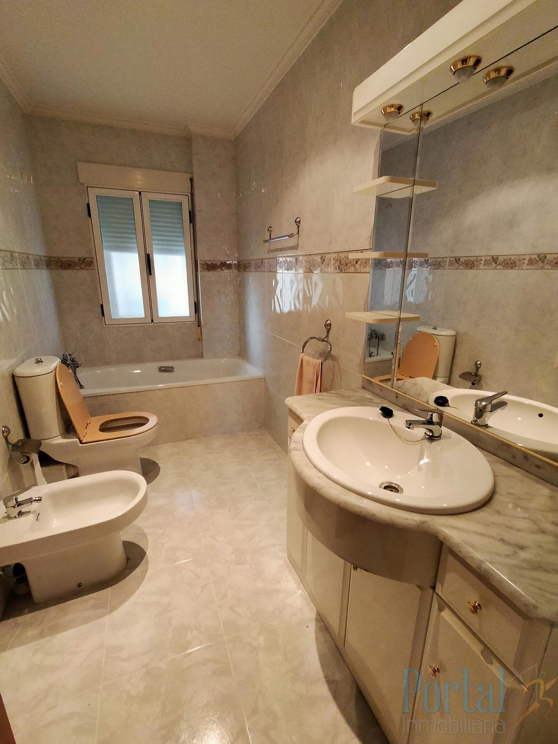 Venta de piso en Burgos