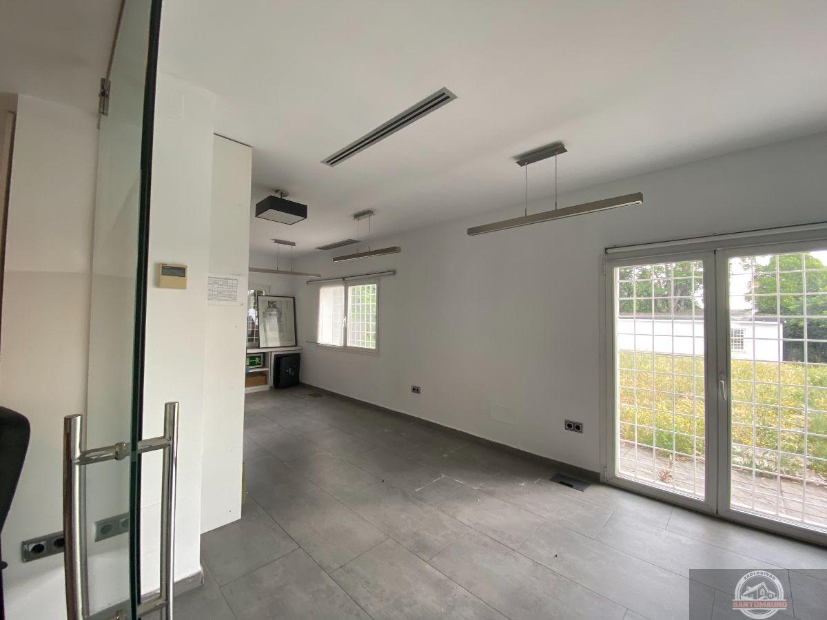 Venta de edificio en Las Rozas