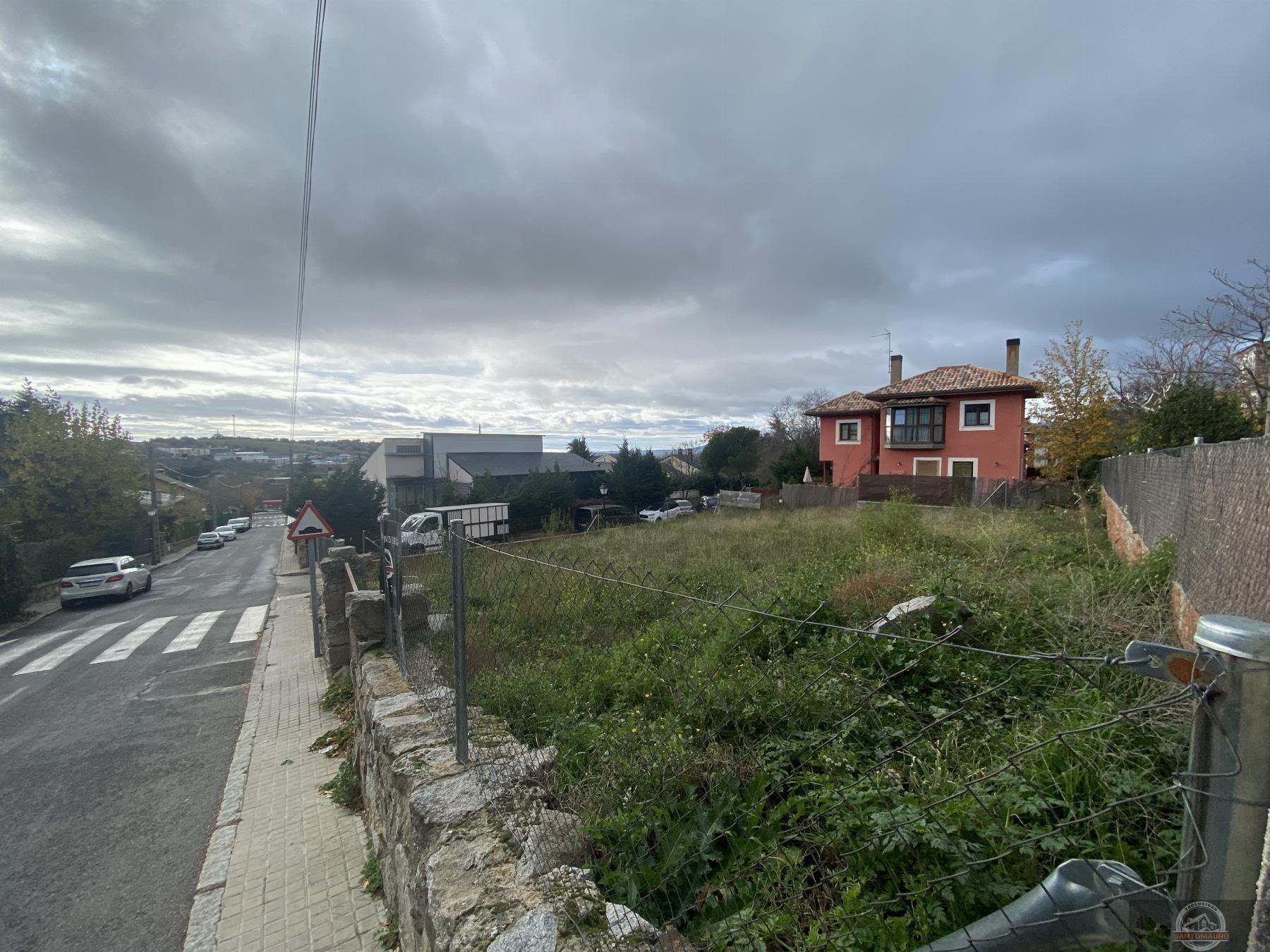 For sale of land in Collado Mediano