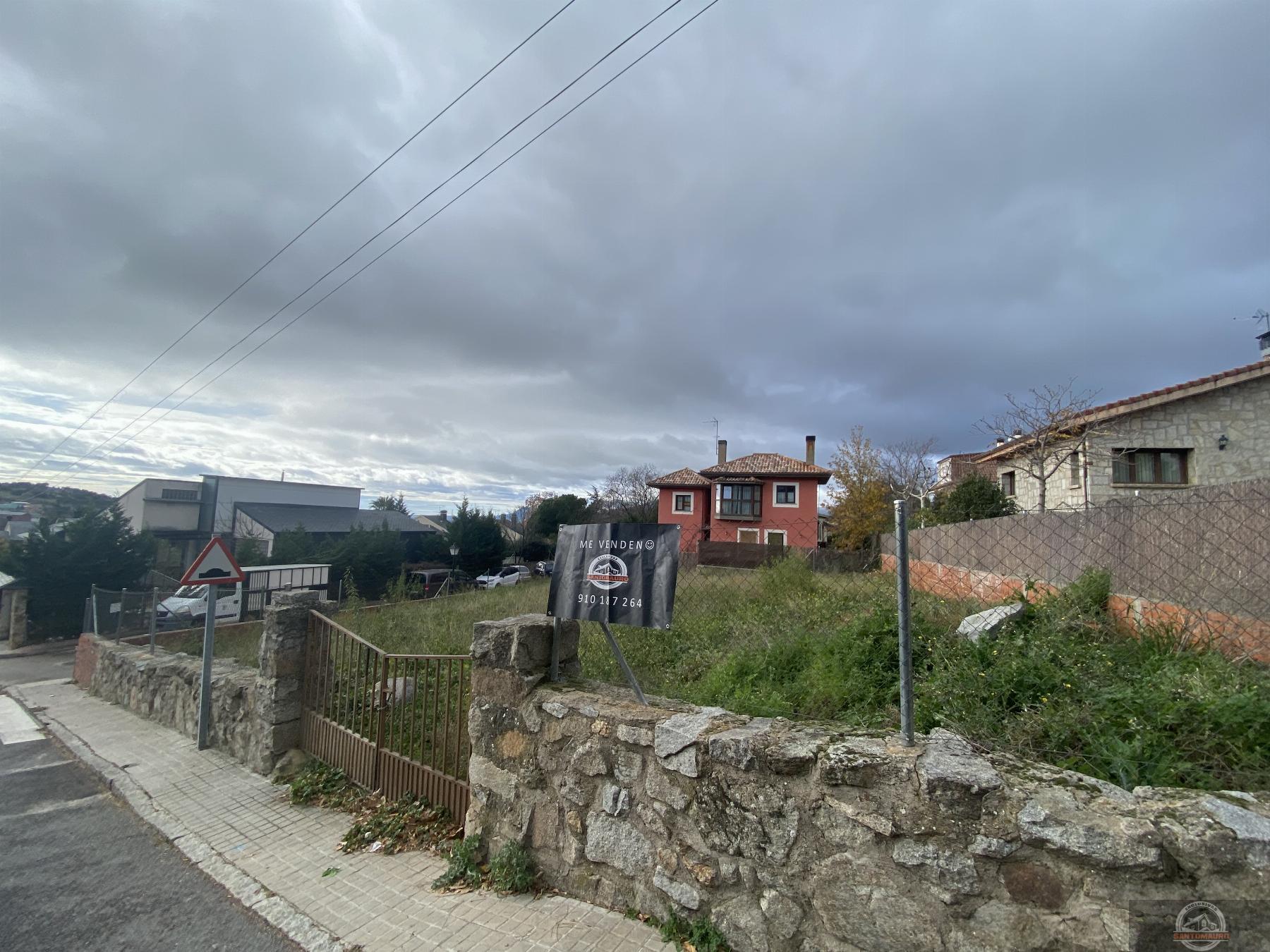 Venta de terreno en Collado Mediano