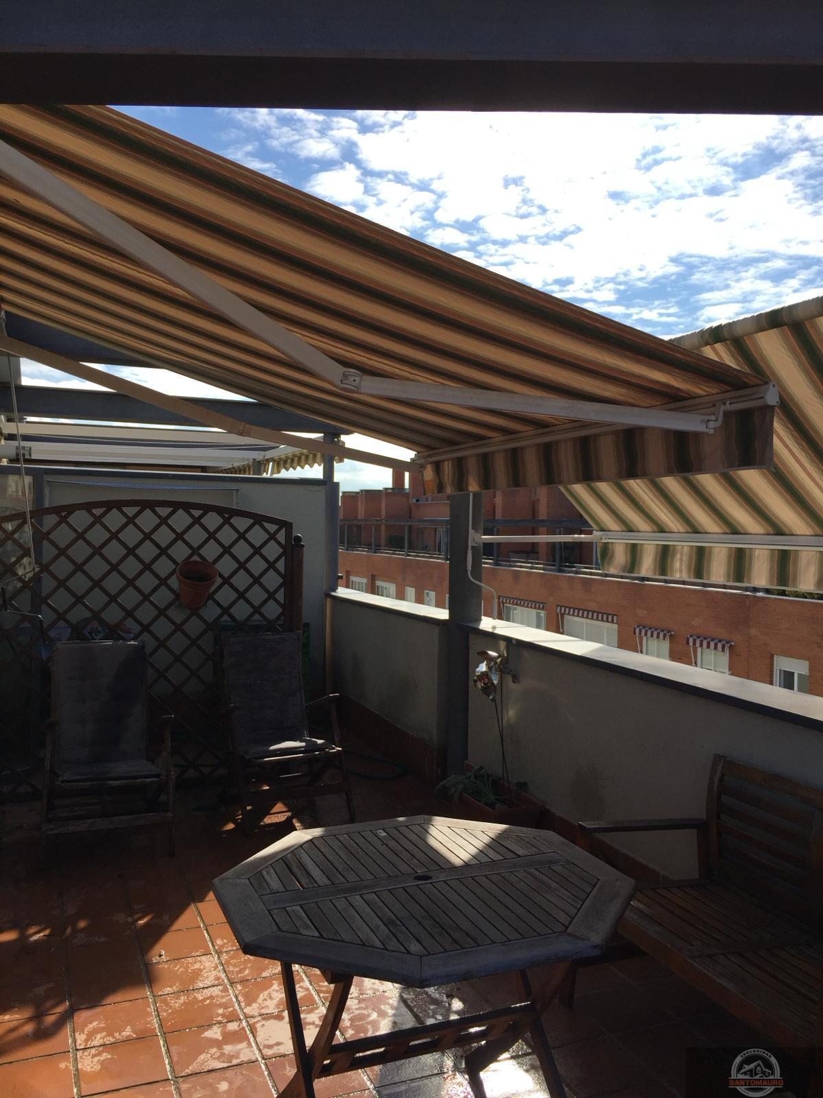 For sale of penthouse in Alcalá de Henares