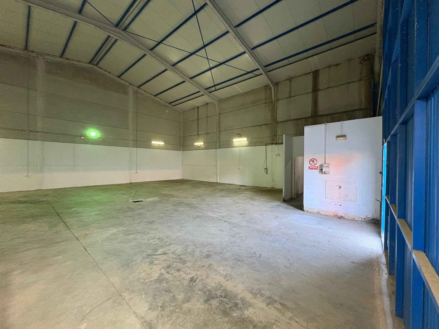 Venta de nave en Jerez de la Frontera