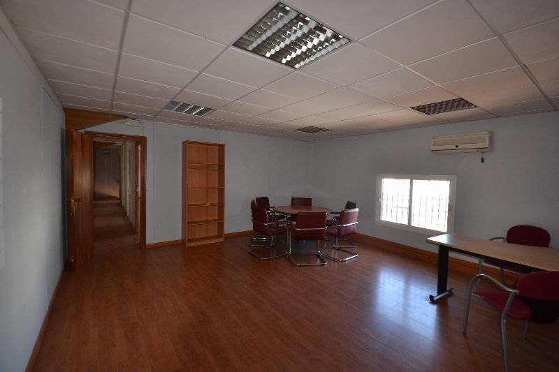 For rent of commercial in Jerez de la Frontera