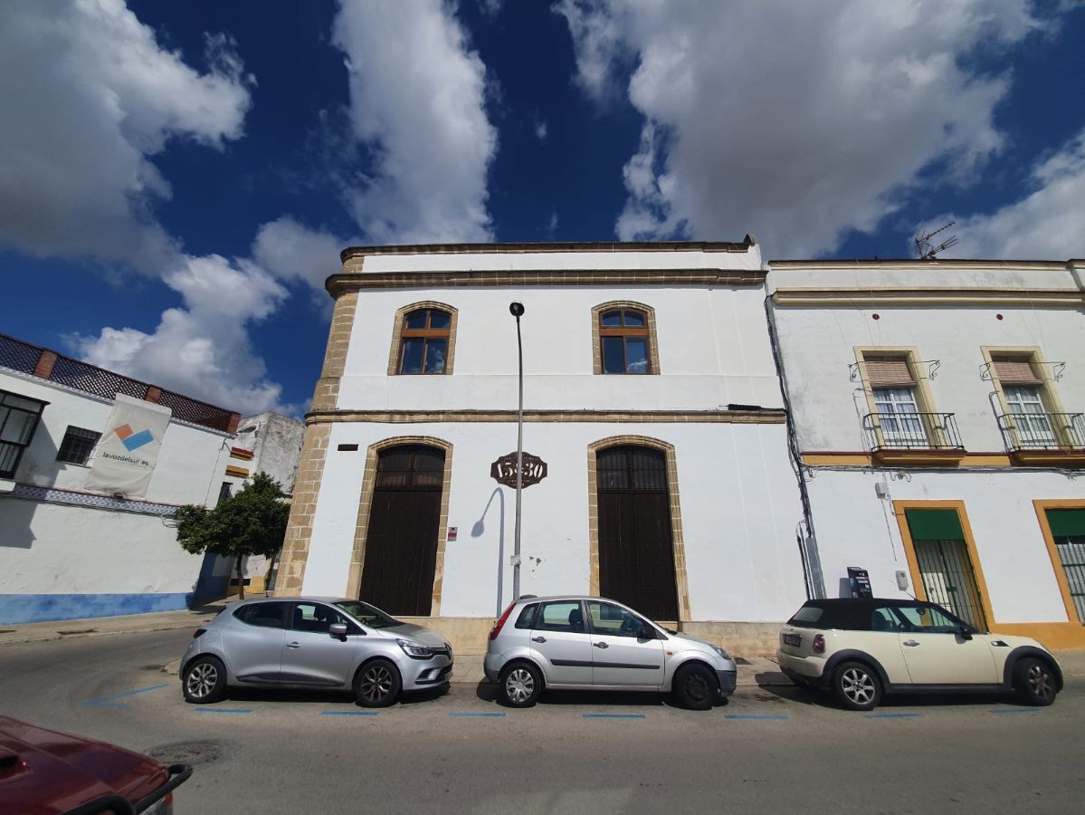 For sale of building in Jerez de la Frontera