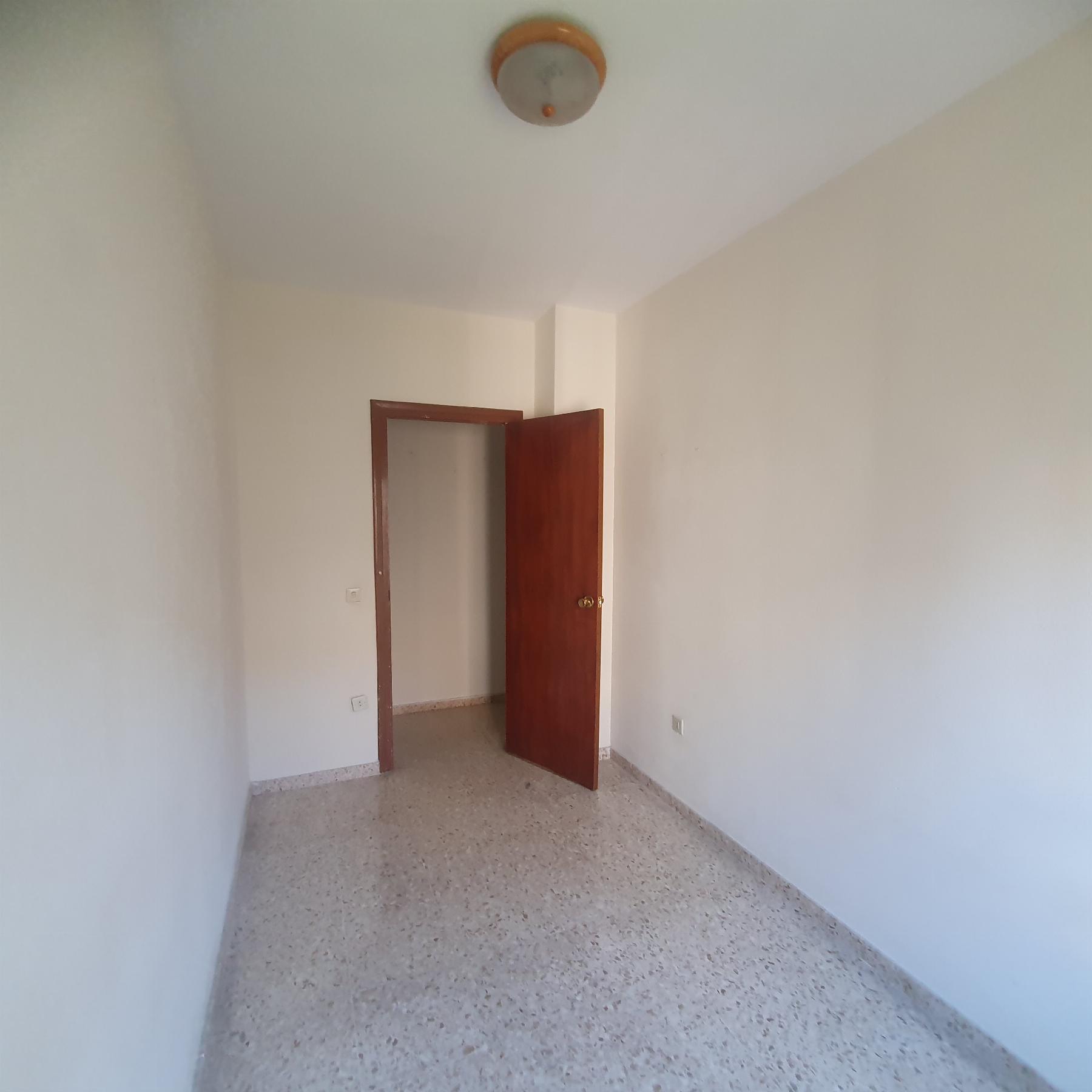 For sale of flat in Jerez de la Frontera