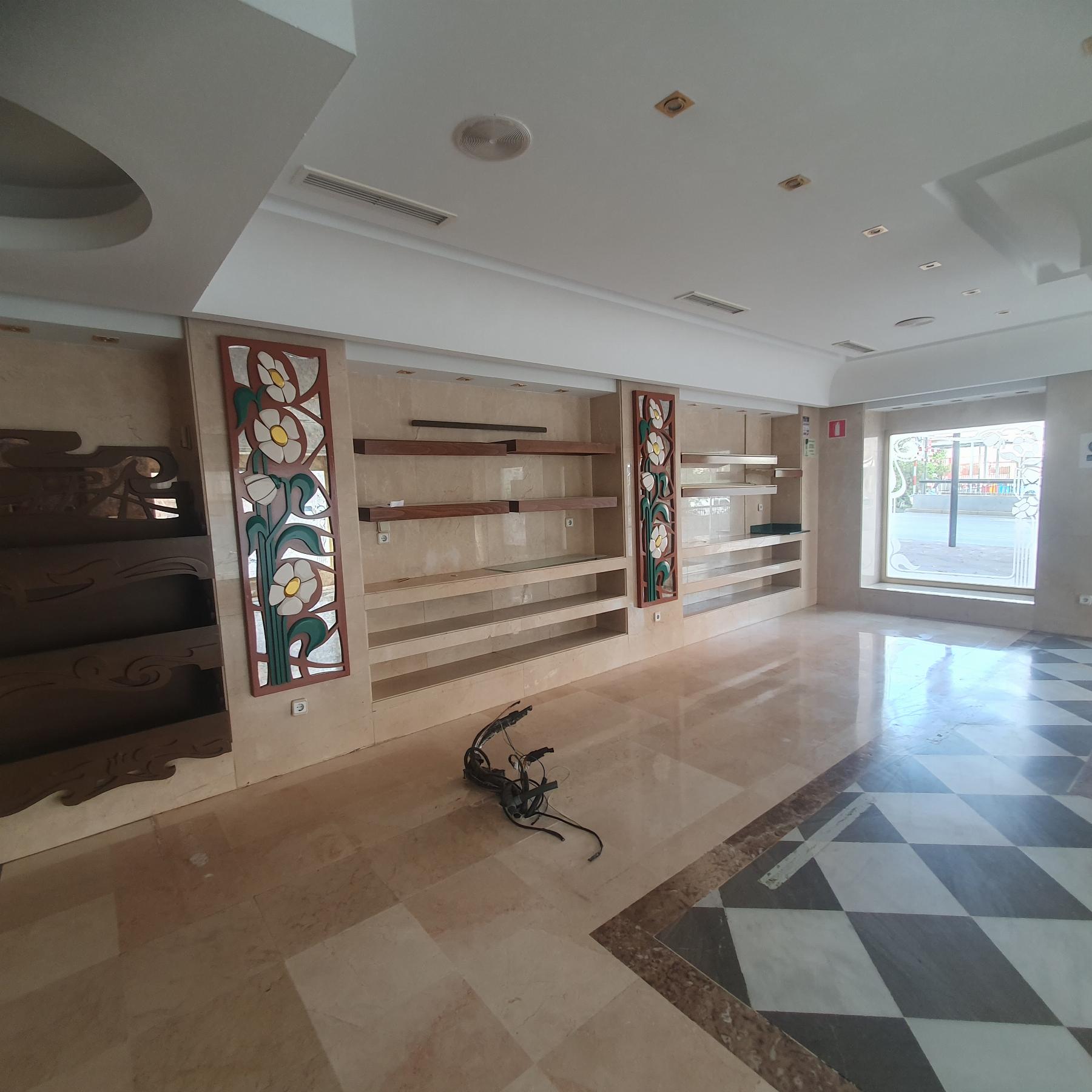 For rent of commercial in Jerez de la Frontera