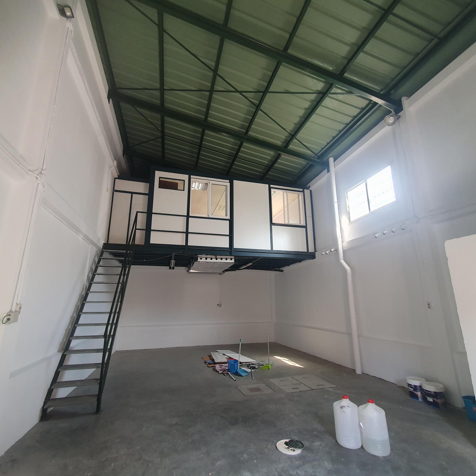 Venta de nave industrial en Jerez de la Frontera