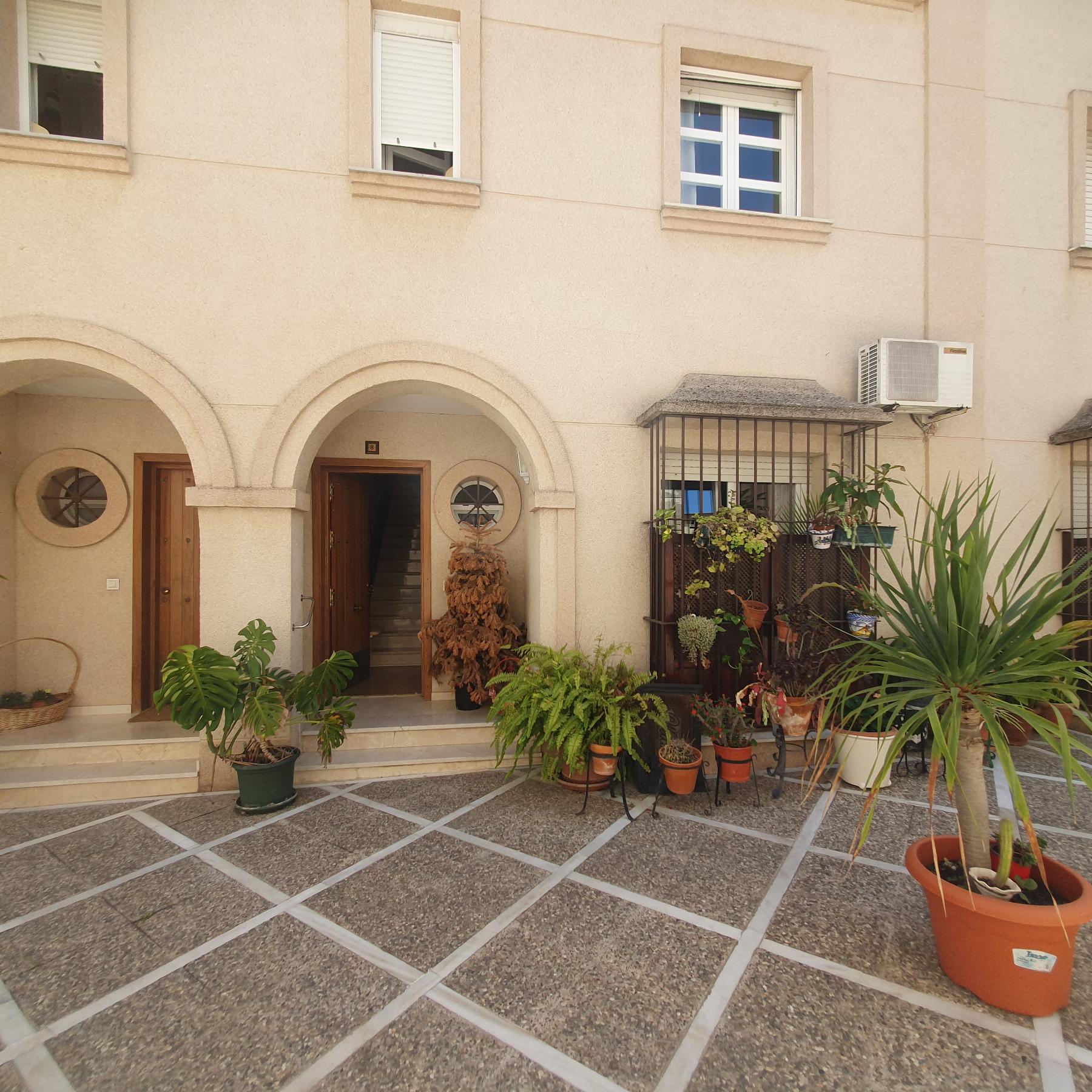 For sale of house in Jerez de la Frontera