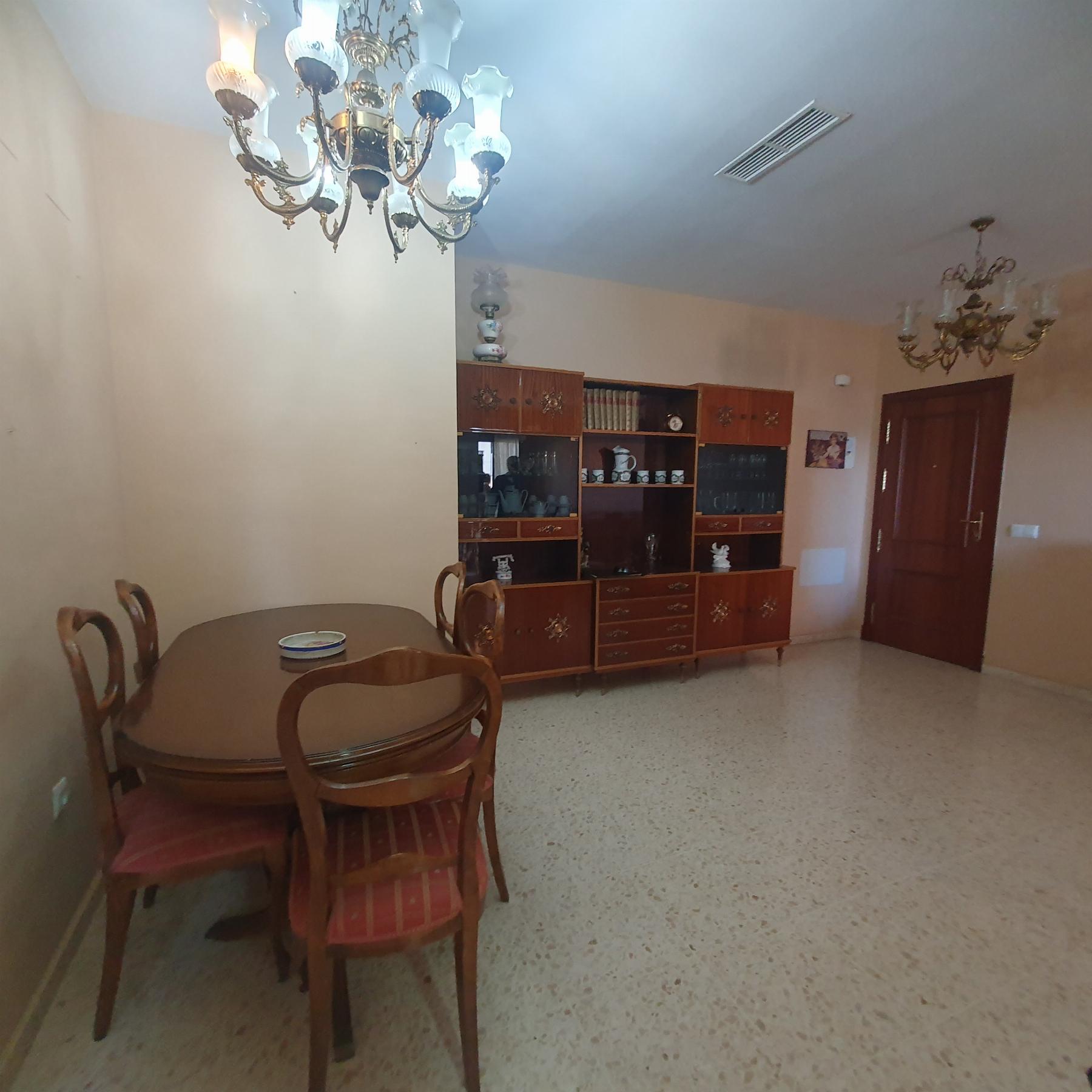 For sale of flat in Jerez de la Frontera