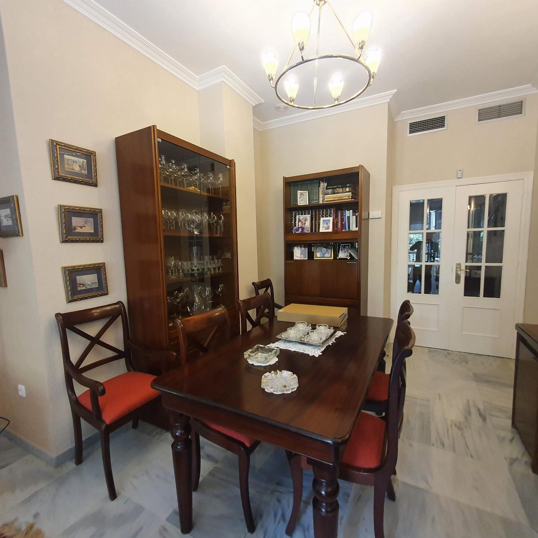 For sale of flat in Sevilla