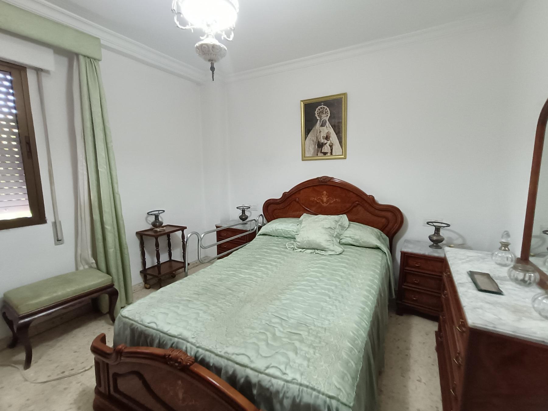For sale of flat in Jerez de la Frontera