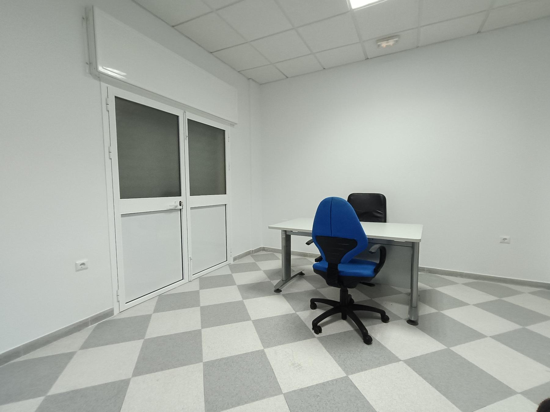 For rent of commercial in Jerez de la Frontera
