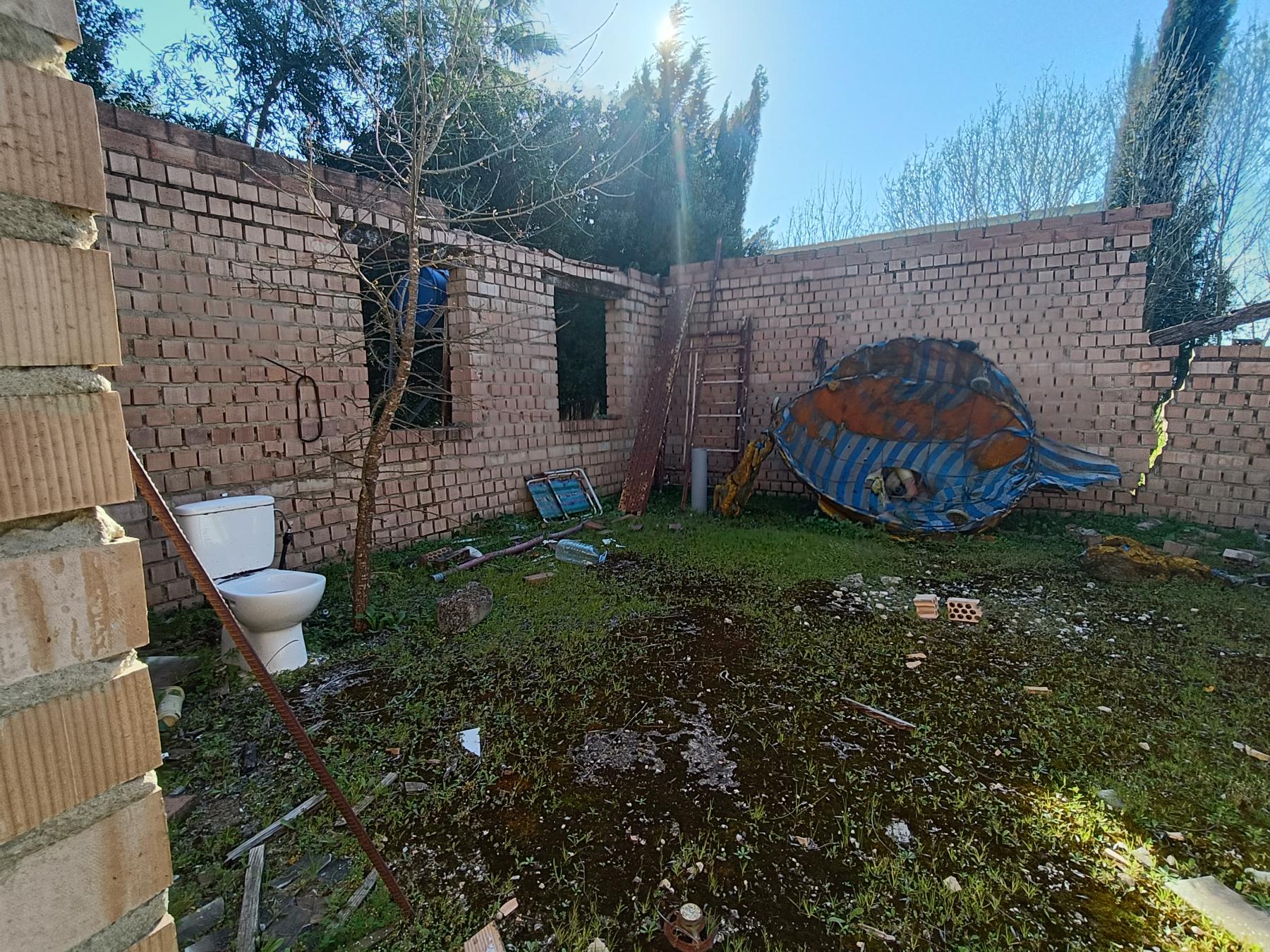 For sale of rural property in El Bosque