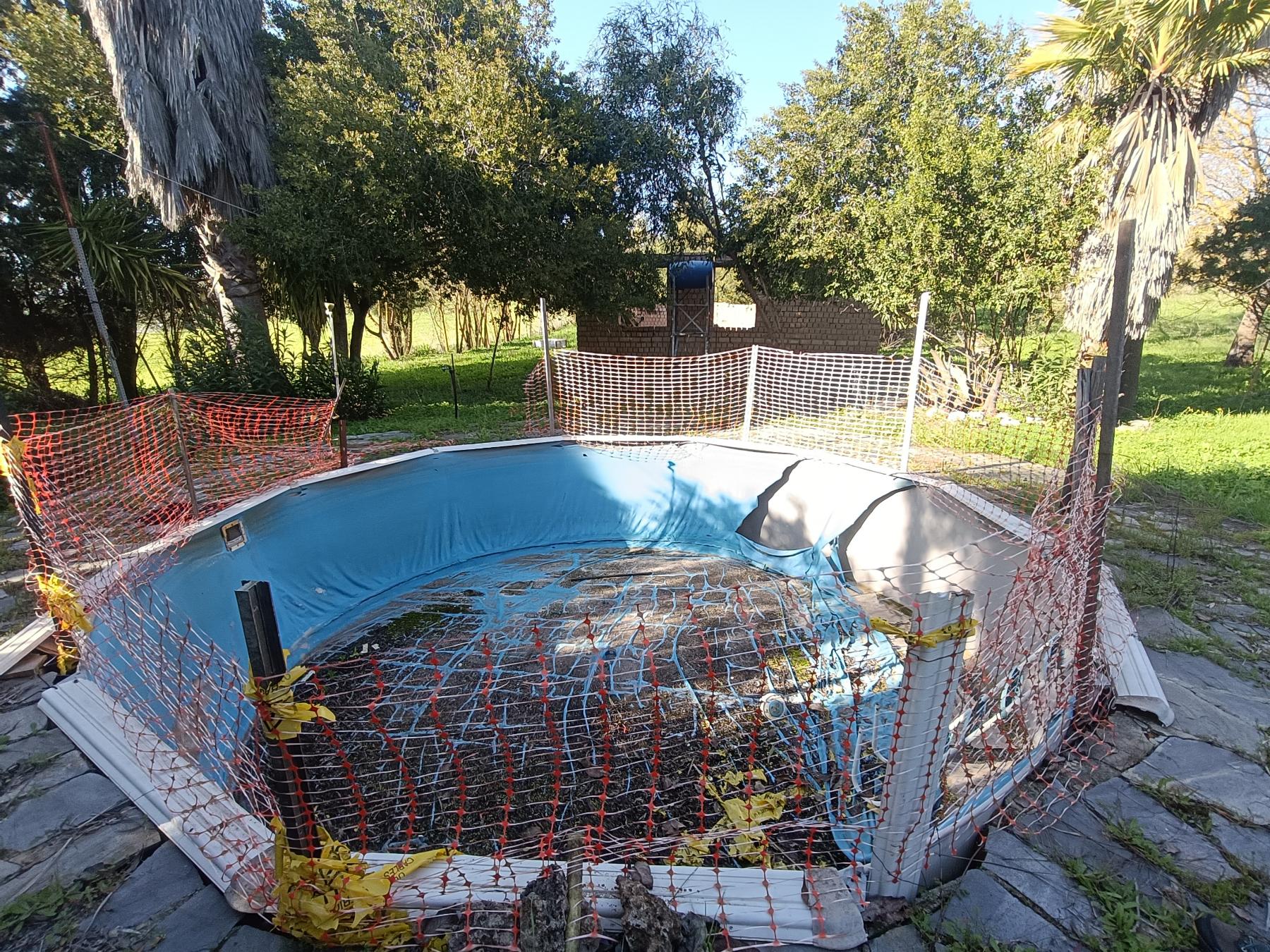 For sale of rural property in El Bosque