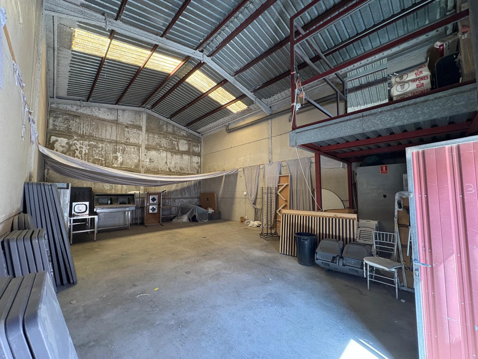 Venta de nave en Jerez de la Frontera
