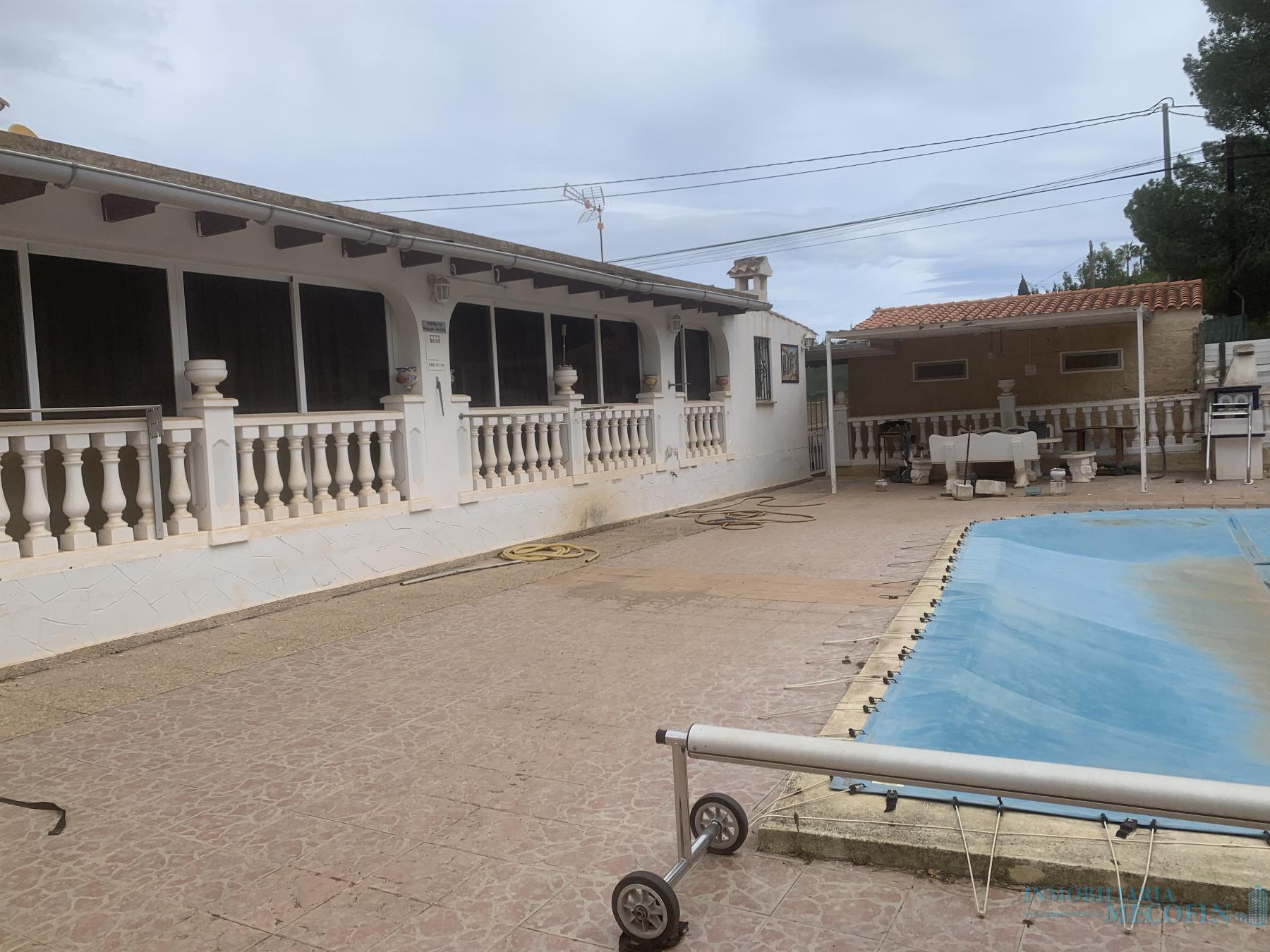 For sale of villa in Alfaz del Pi