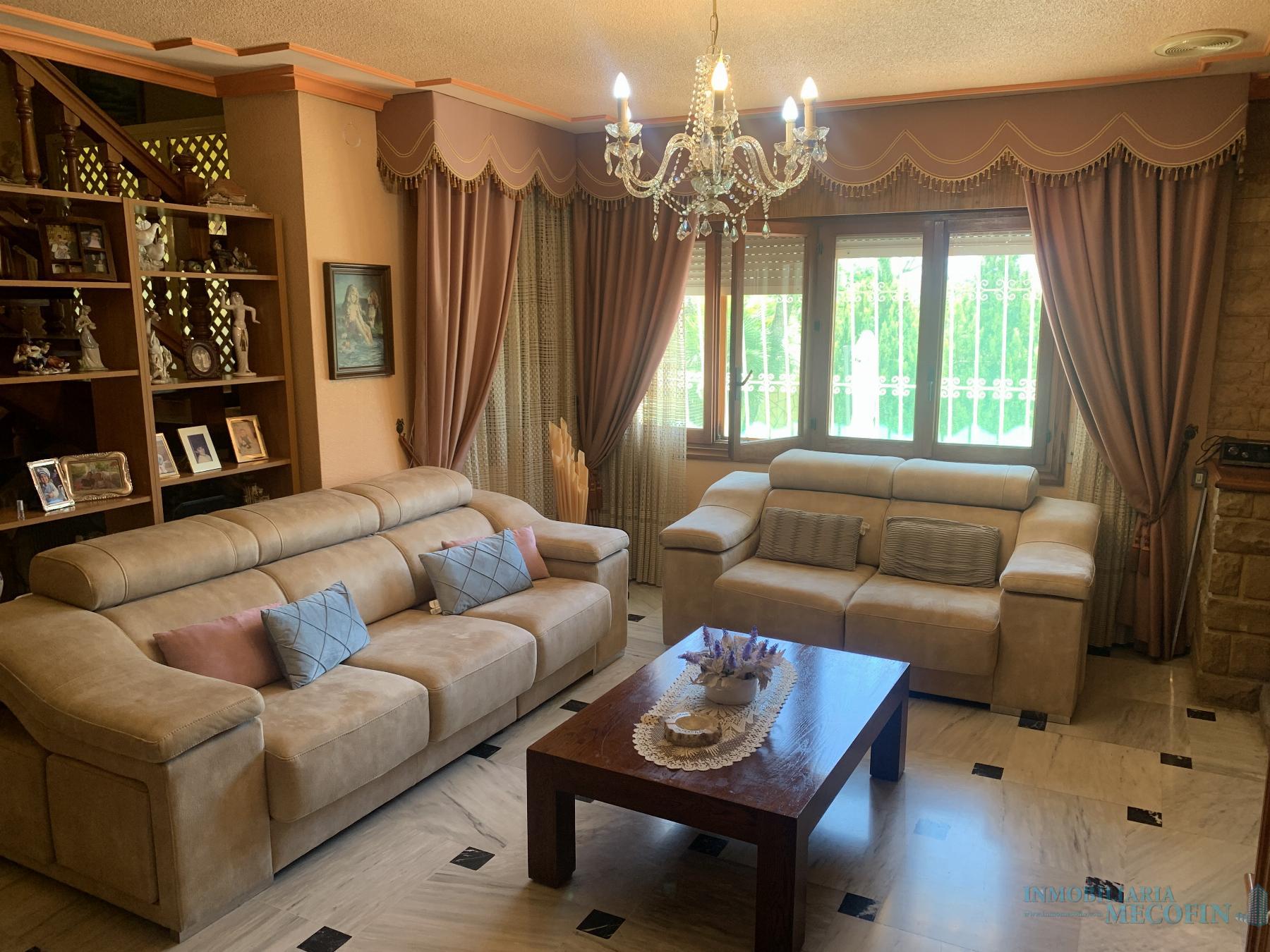 For sale of chalet in La Nucia