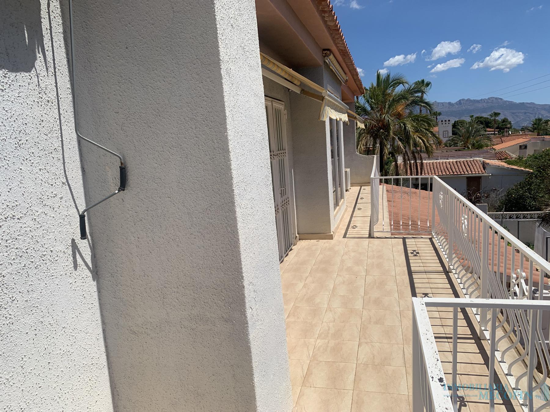 For sale of chalet in La Nucia